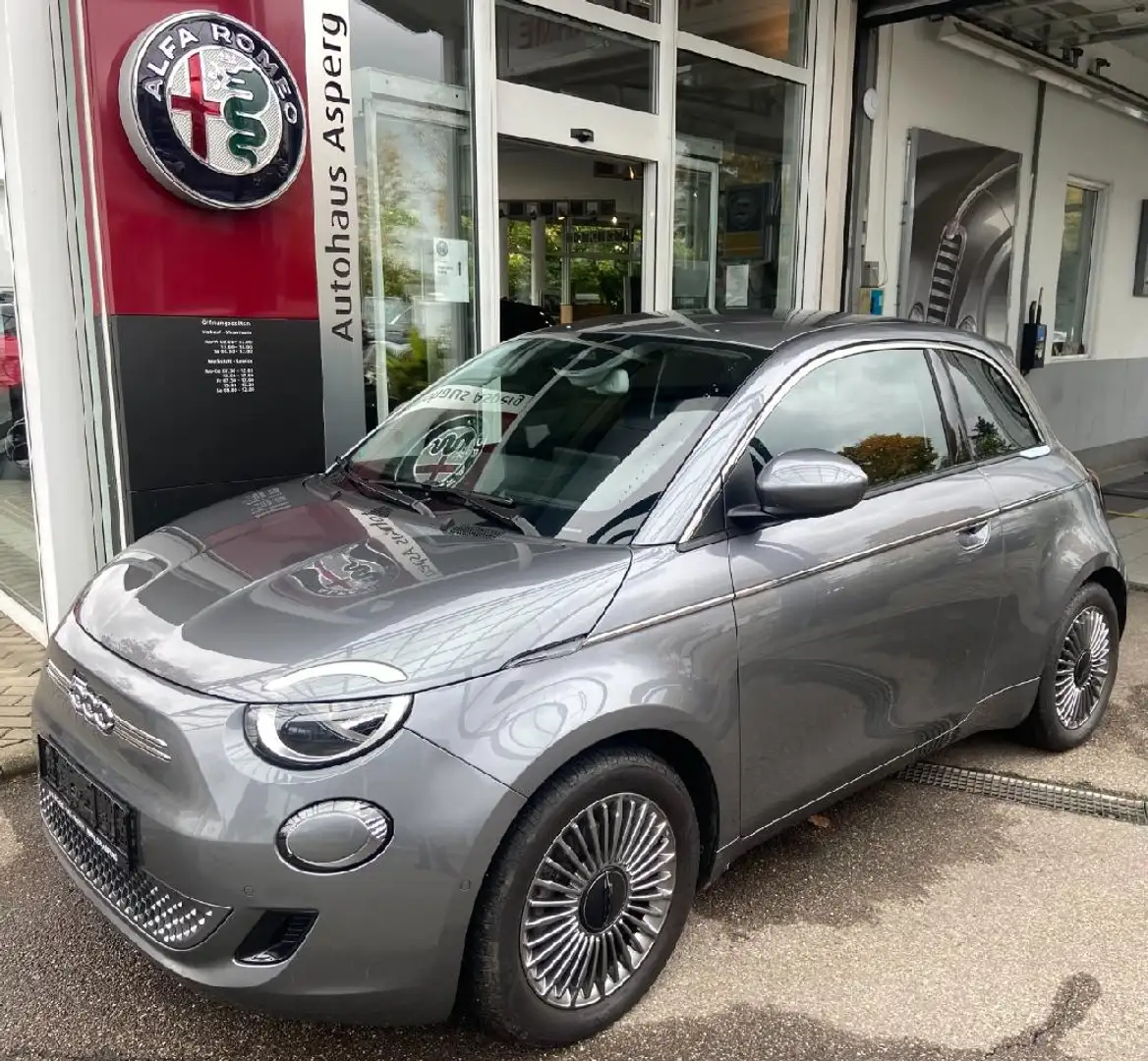 Fiat 500e Basis Grau - 1