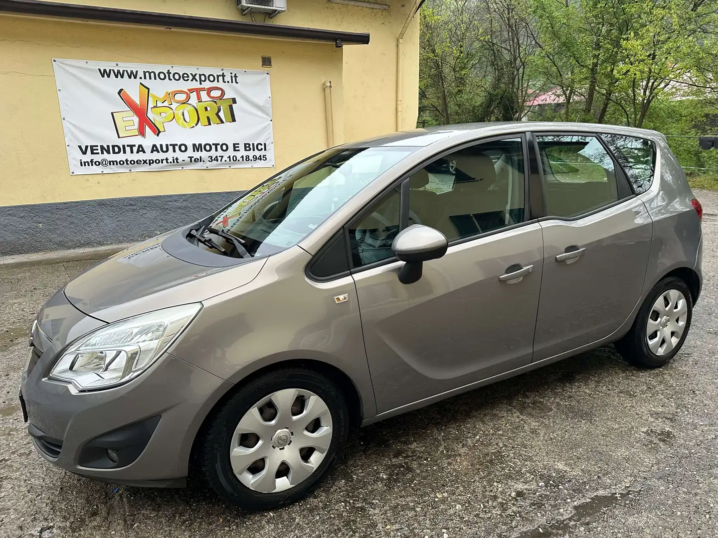 Opel Meriva Meriva 1.4 Cosmo Gris - 1