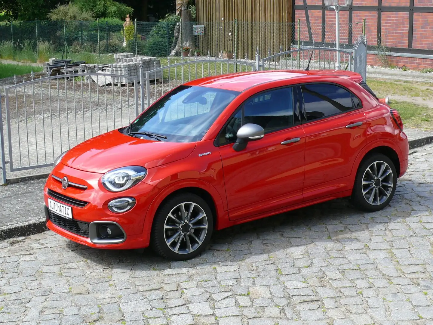 Fiat 500X Sport Automatic Navi Teilleder Neuwertig Rot - 1