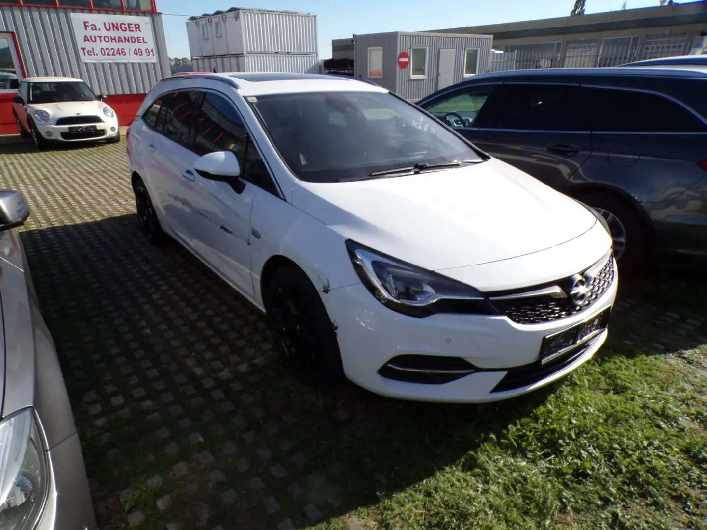 Opel Astra Business Elegance Automatik Weiß - 2