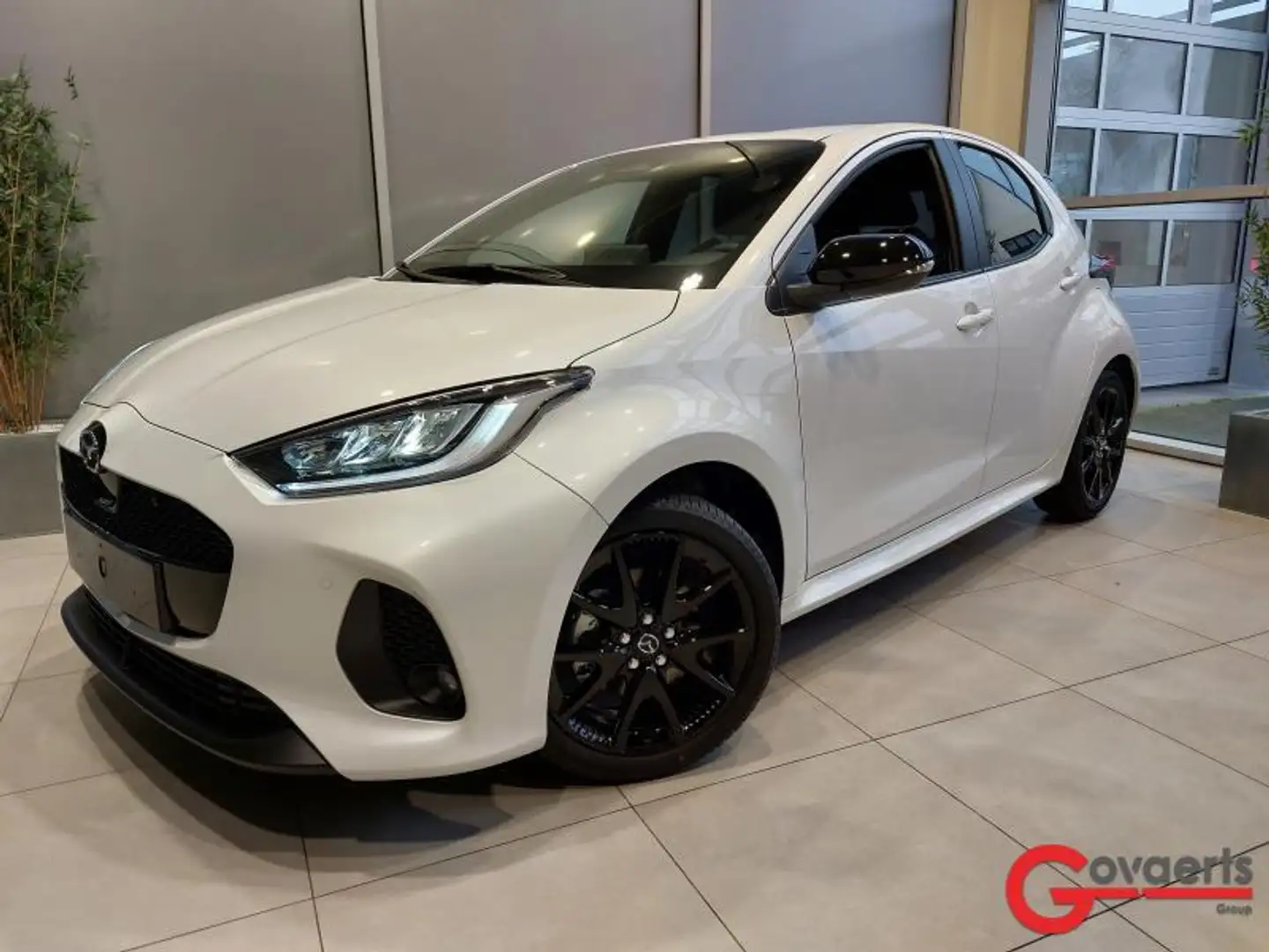 Mazda 2 1.5L Hybrid VVT-i 116 hp Homura CVT Wit - 1