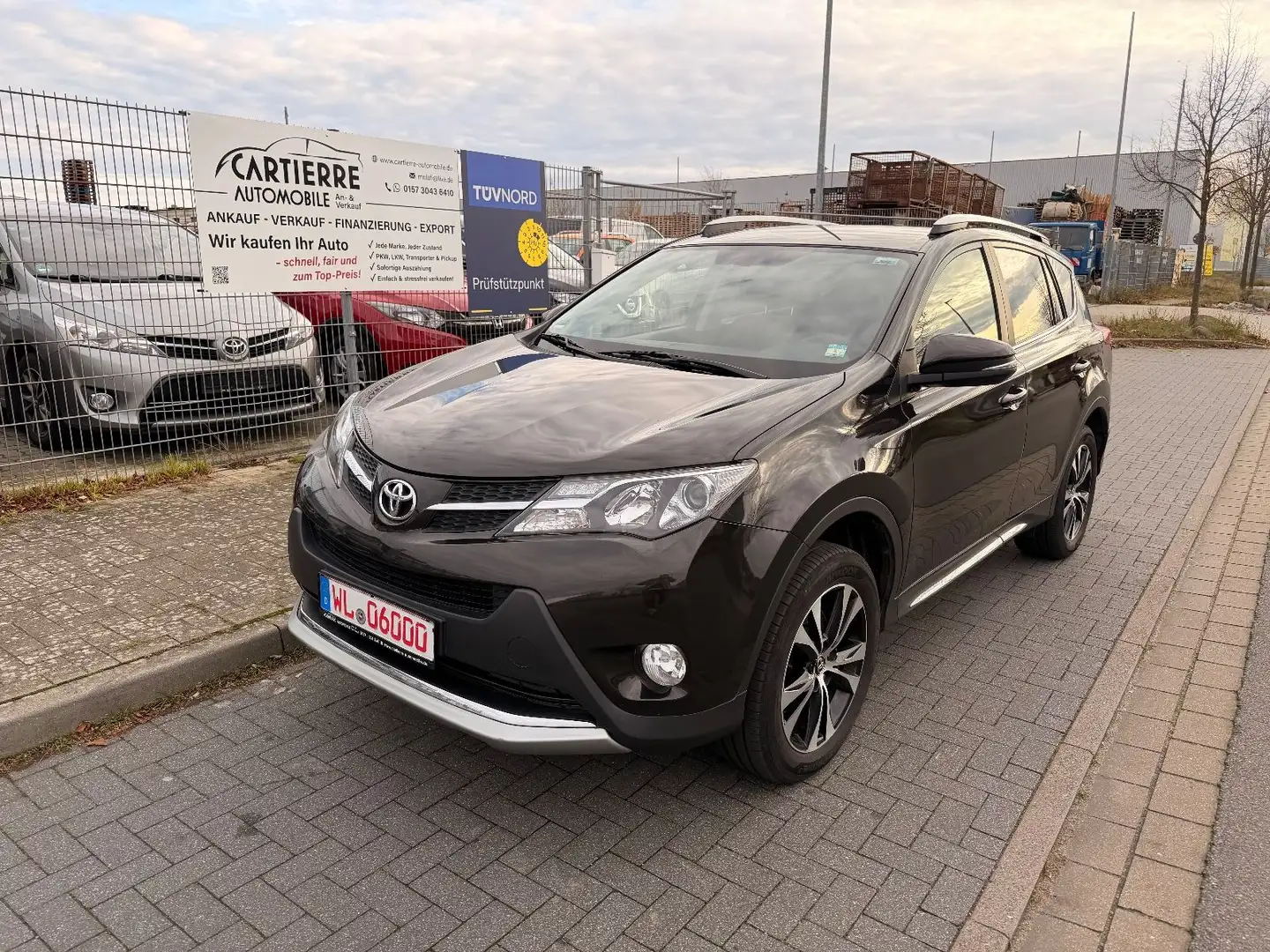 Toyota RAV 4 RAV4 Edition-S *2.HAND*NAVI*ALLRAD*LEDER* Braun - 1