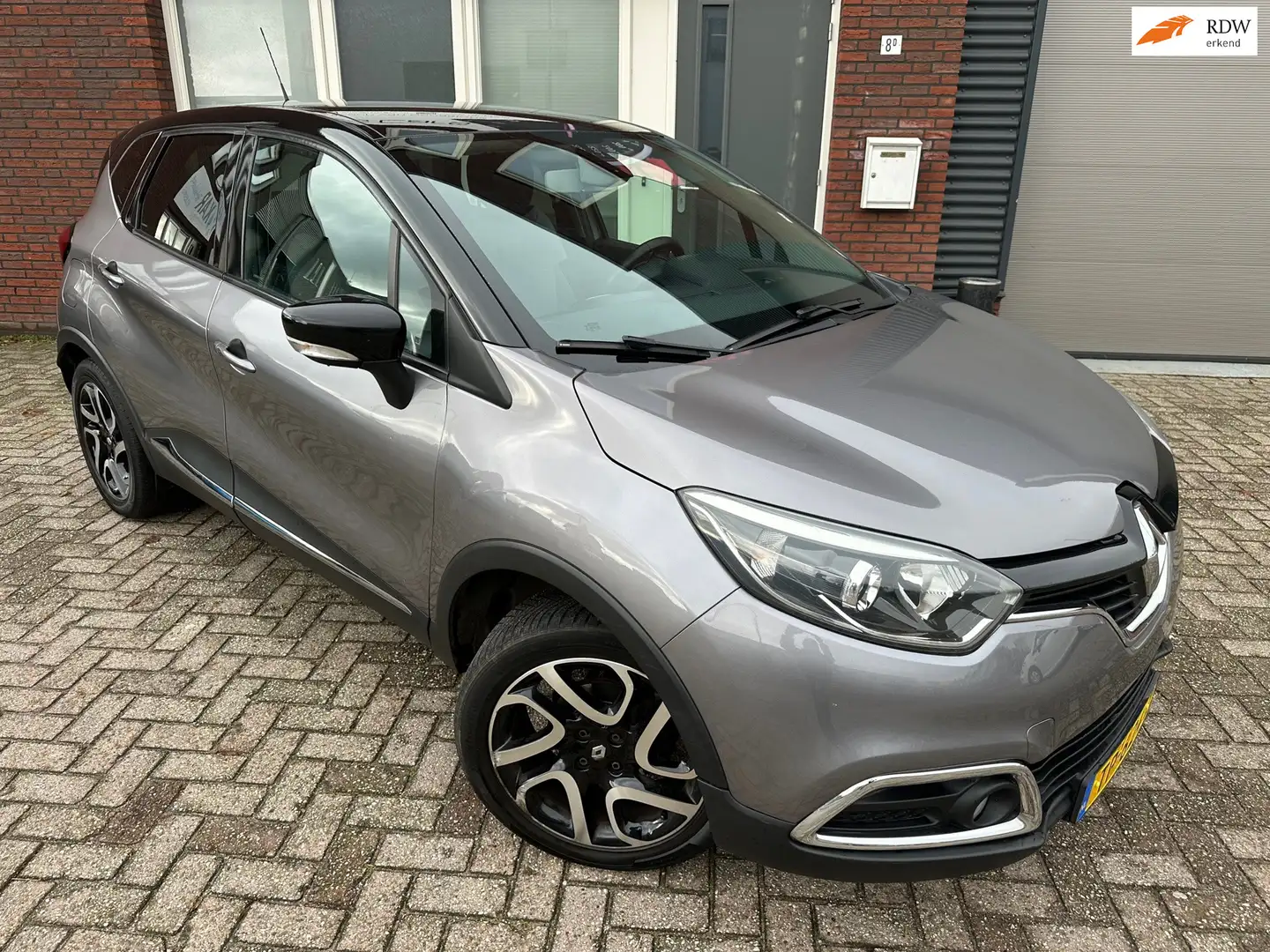 Renault Captur 0.9 TCe Dynamique / Navi / PDC / Keyless / Clima Gris - 1