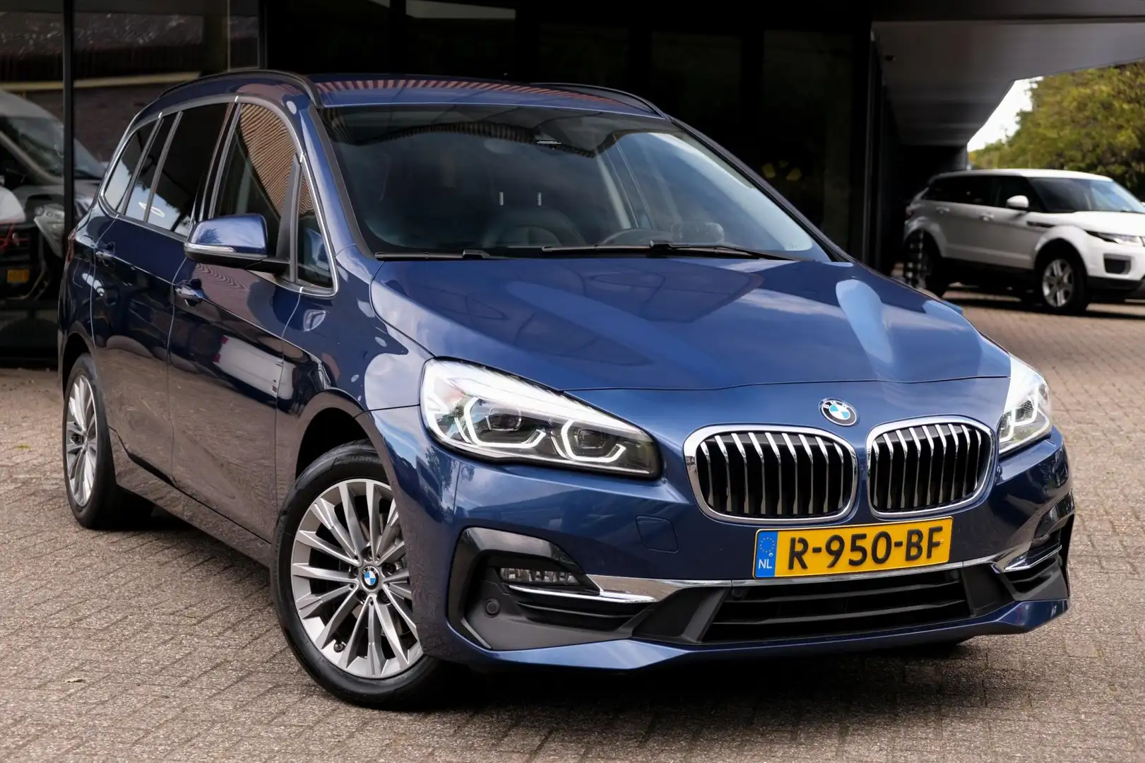 BMW 216 2-serie Gran Tourer 216i 7p. Business Edition Plus Blau - 2