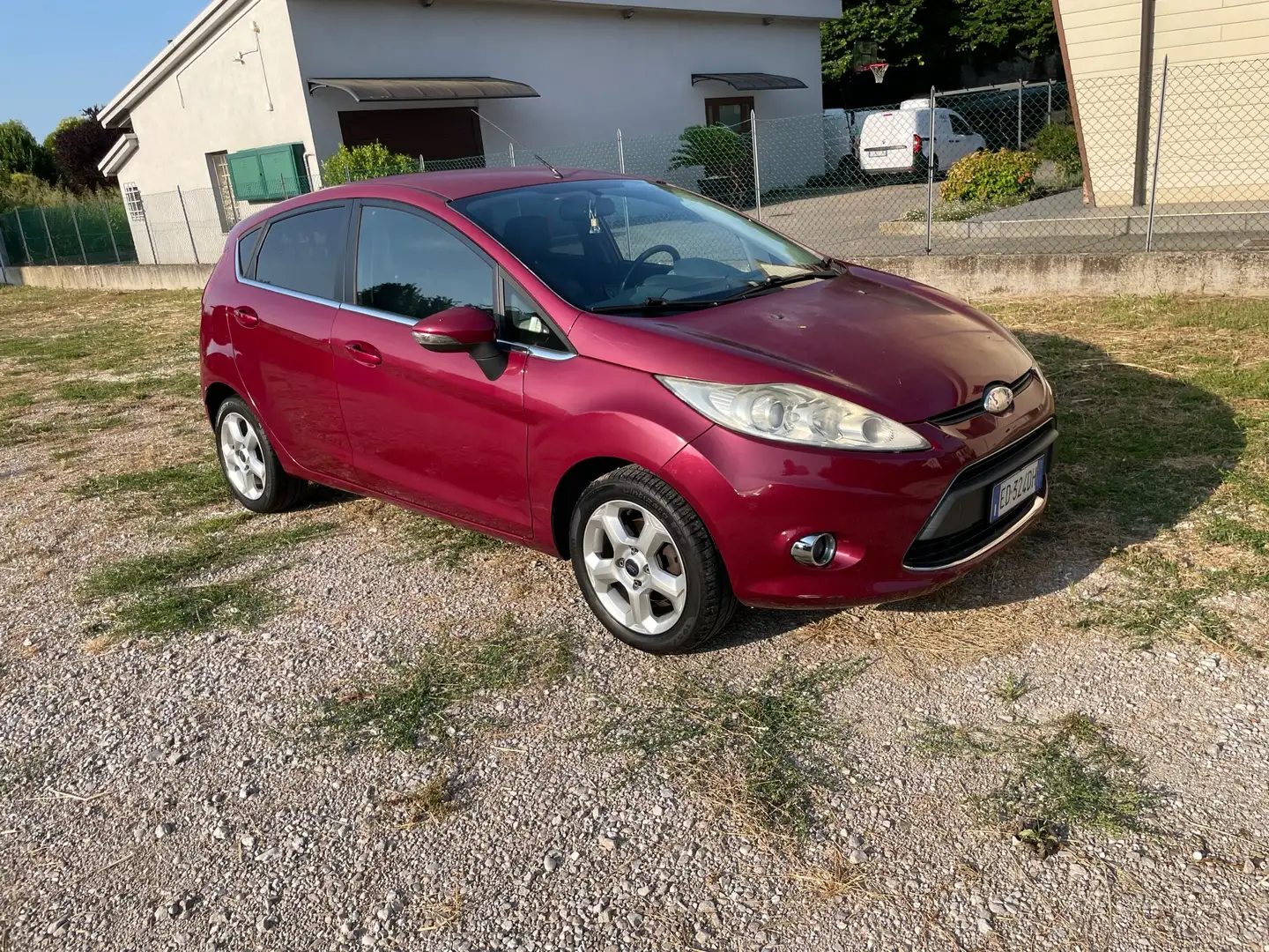 Ford Fiesta 5p 1.4 16v Titanium Gpl - 1