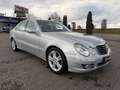Mercedes-Benz E 200 Avantgarde AUTOMATIK/XENO/LEDER/STZHZG/PDC Argent - thumbnail 2