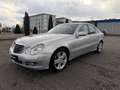 Mercedes-Benz E 200 Avantgarde AUTOMATIK/XENO/LEDER/STZHZG/PDC Argent - thumbnail 1