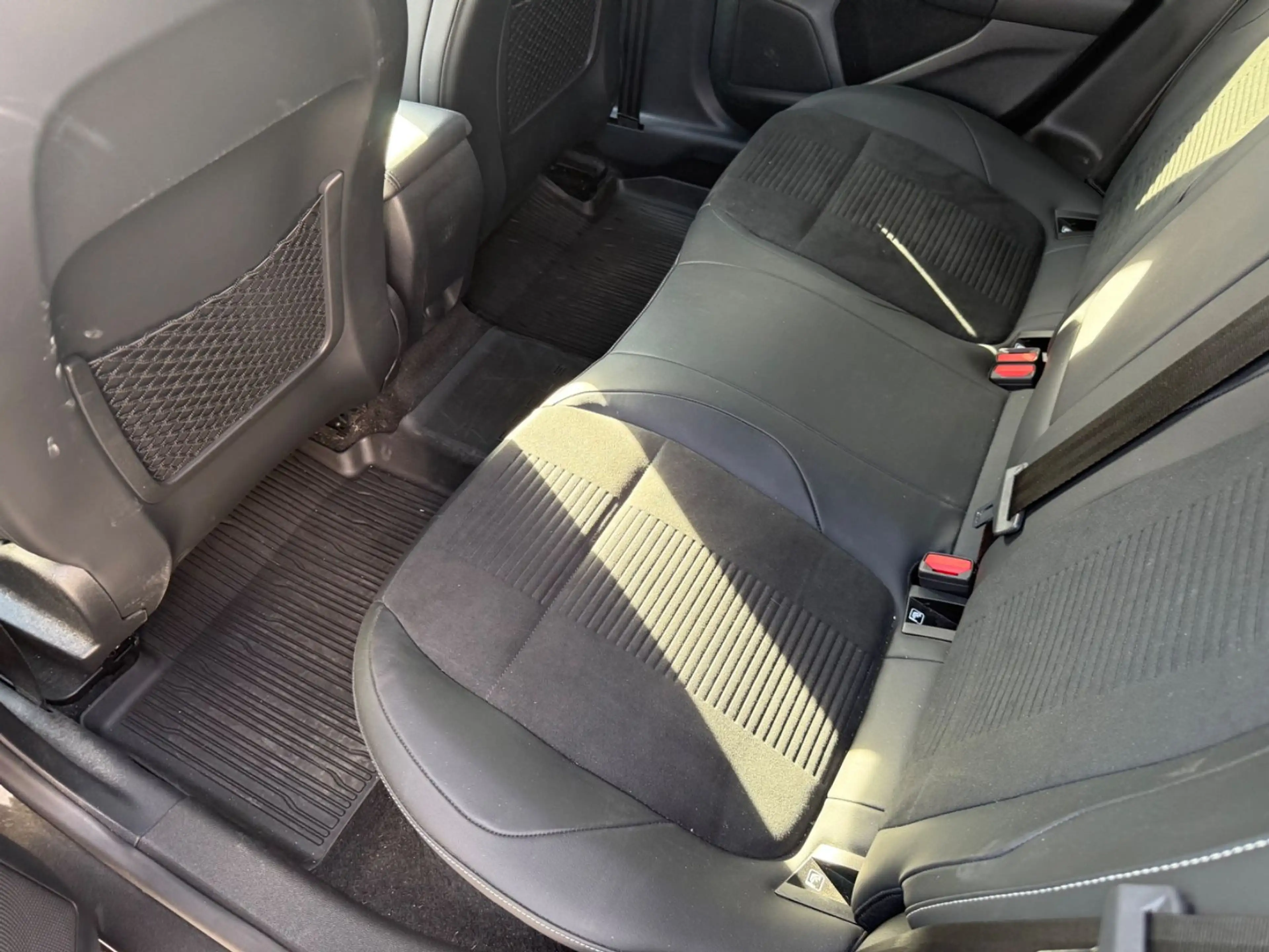 Ford Focus Turnier ST+USB+SITZ+LENKRADHE+BC+MFL+NAVI+ — photo 7