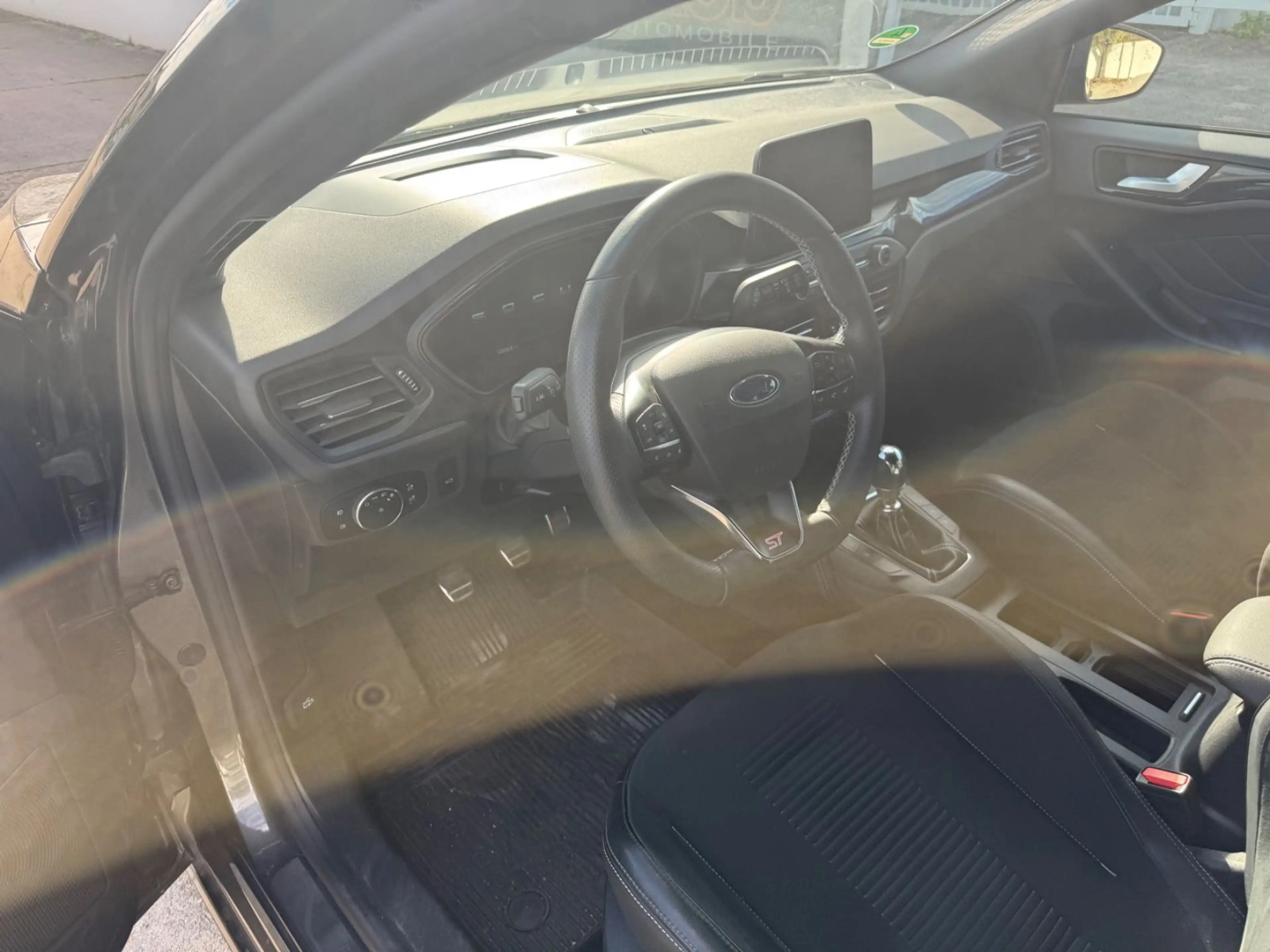 Ford Focus Turnier ST+USB+SITZ+LENKRADHE+BC+MFL+NAVI+ — photo 9