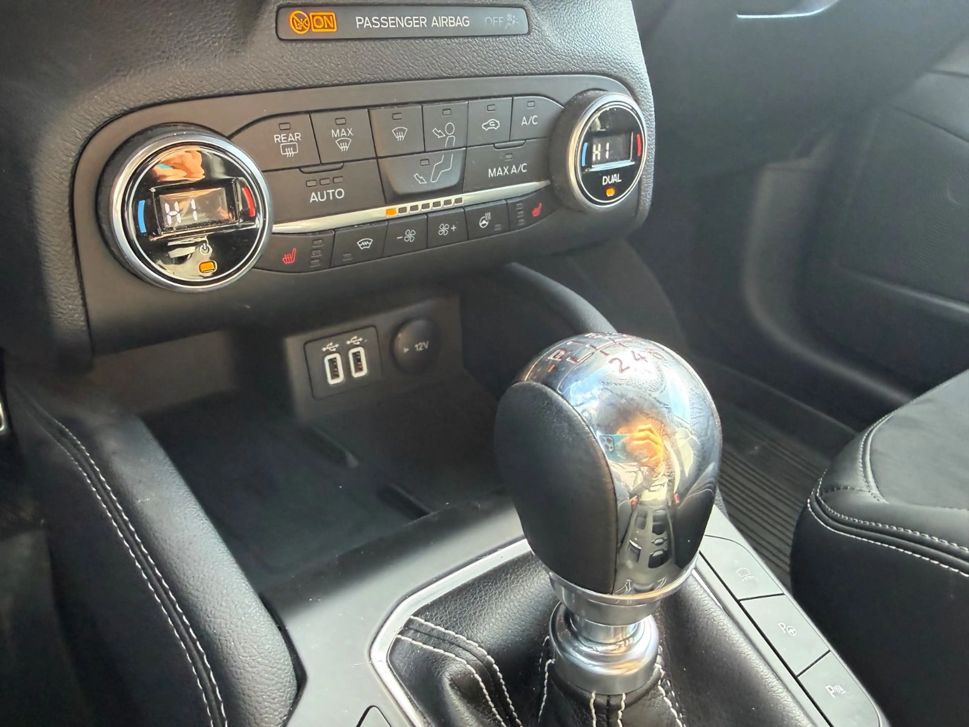 Ford Focus Turnier ST+USB+SITZ+LENKRADHE+BC+MFL+NAVI+ — photo 11