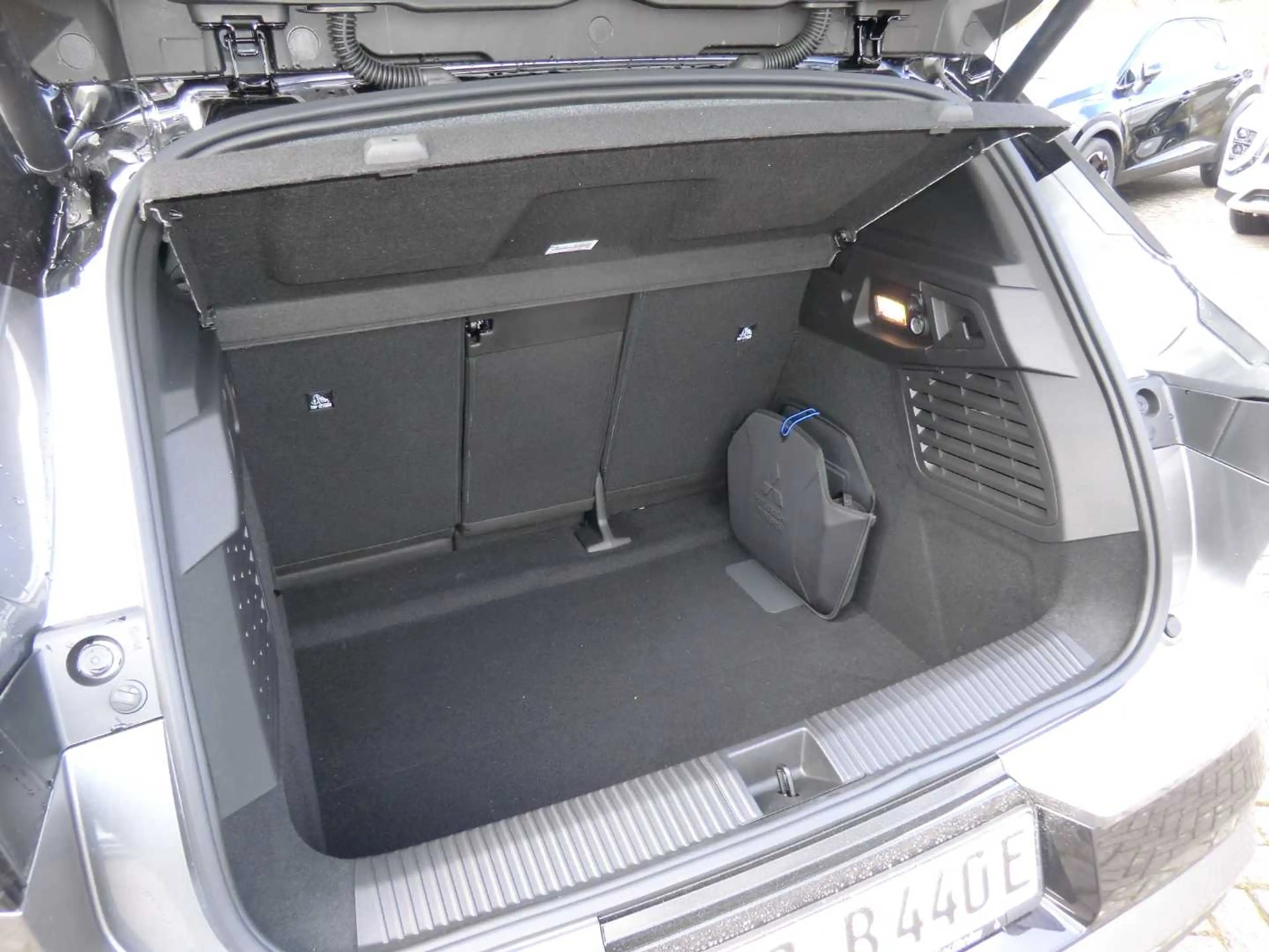 Mitsubishi Eclipse Cross Diamant TOP Luxury 87 kWh (22kW) — photo 13
