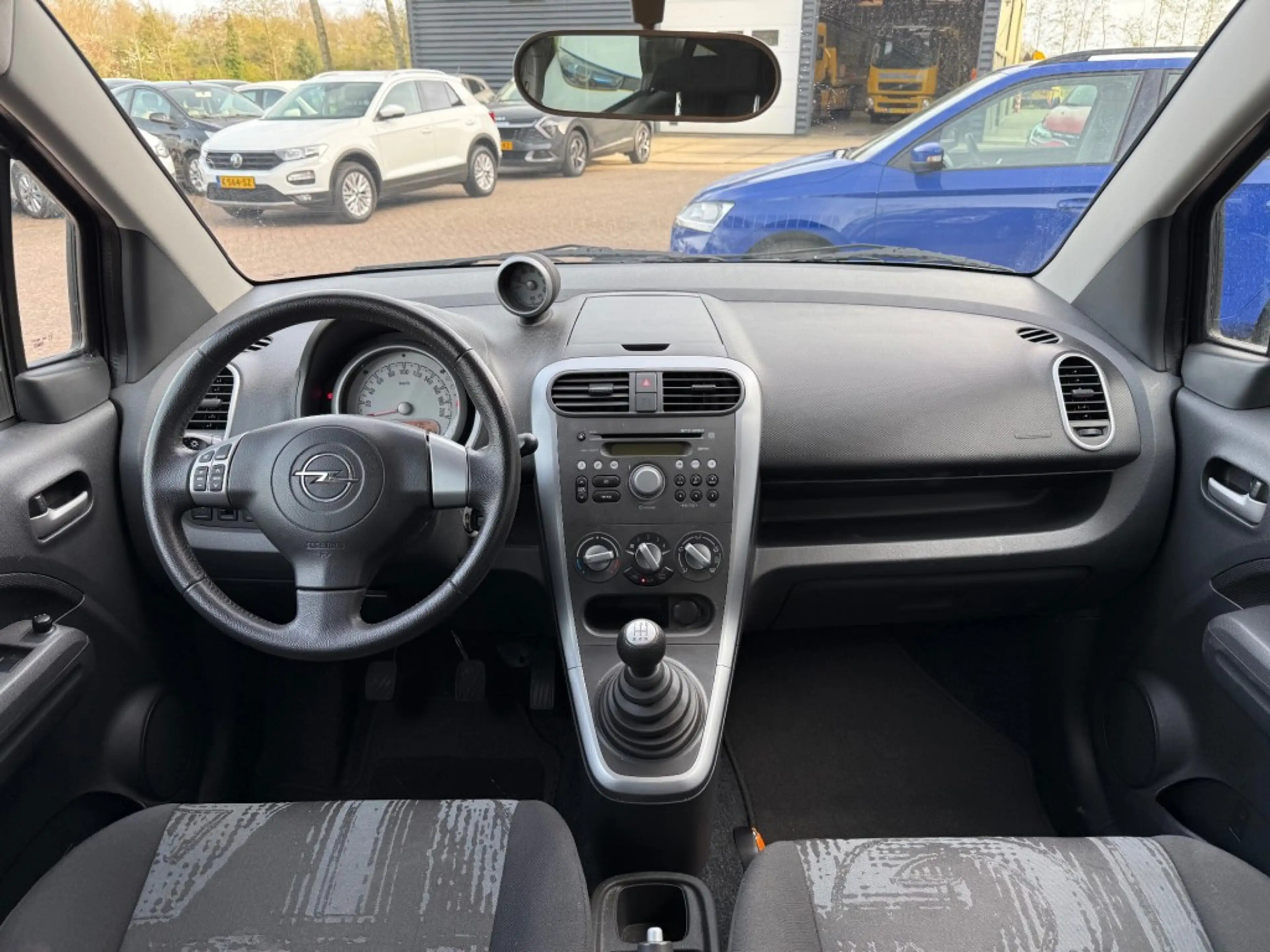 Opel Agila 1.0 EDITION 5-DRS HOGE INSTAP & EEN HOGE ZIT 1E EI — photo 23