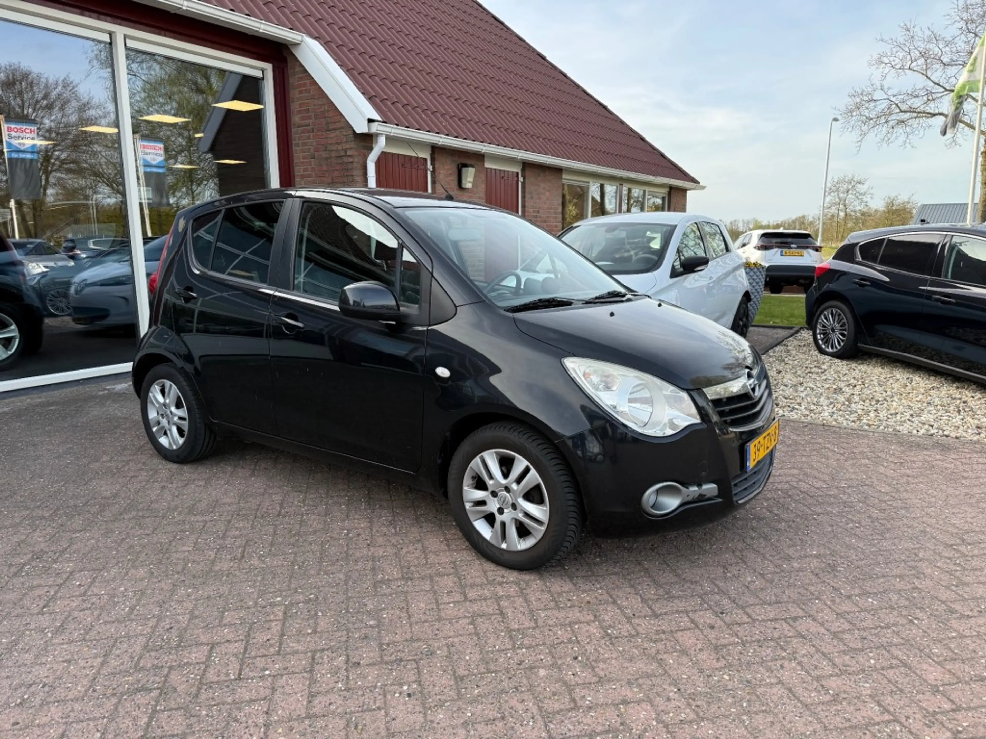 Opel Agila 1.0 EDITION 5-DRS HOGE INSTAP & EEN HOGE ZIT 1E EI