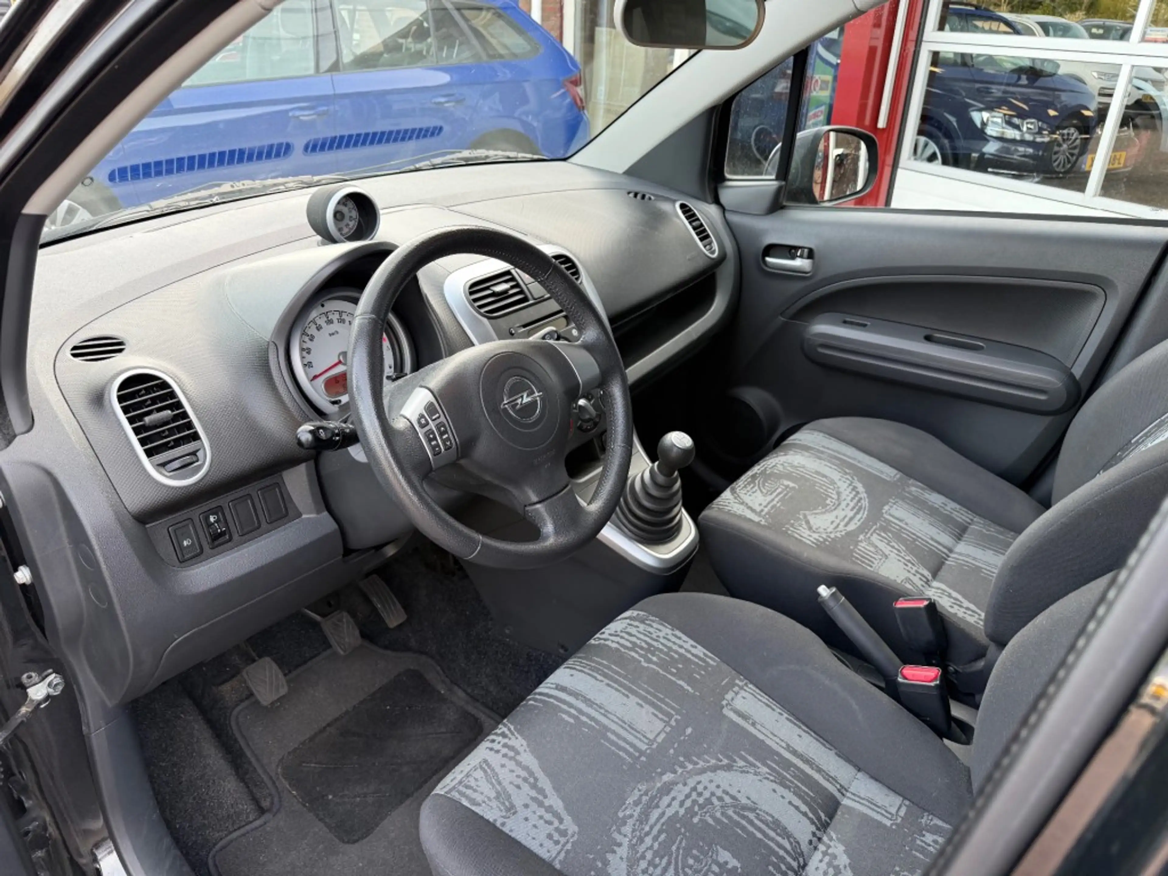 Opel Agila 1.0 EDITION 5-DRS HOGE INSTAP & EEN HOGE ZIT 1E EI — photo 24