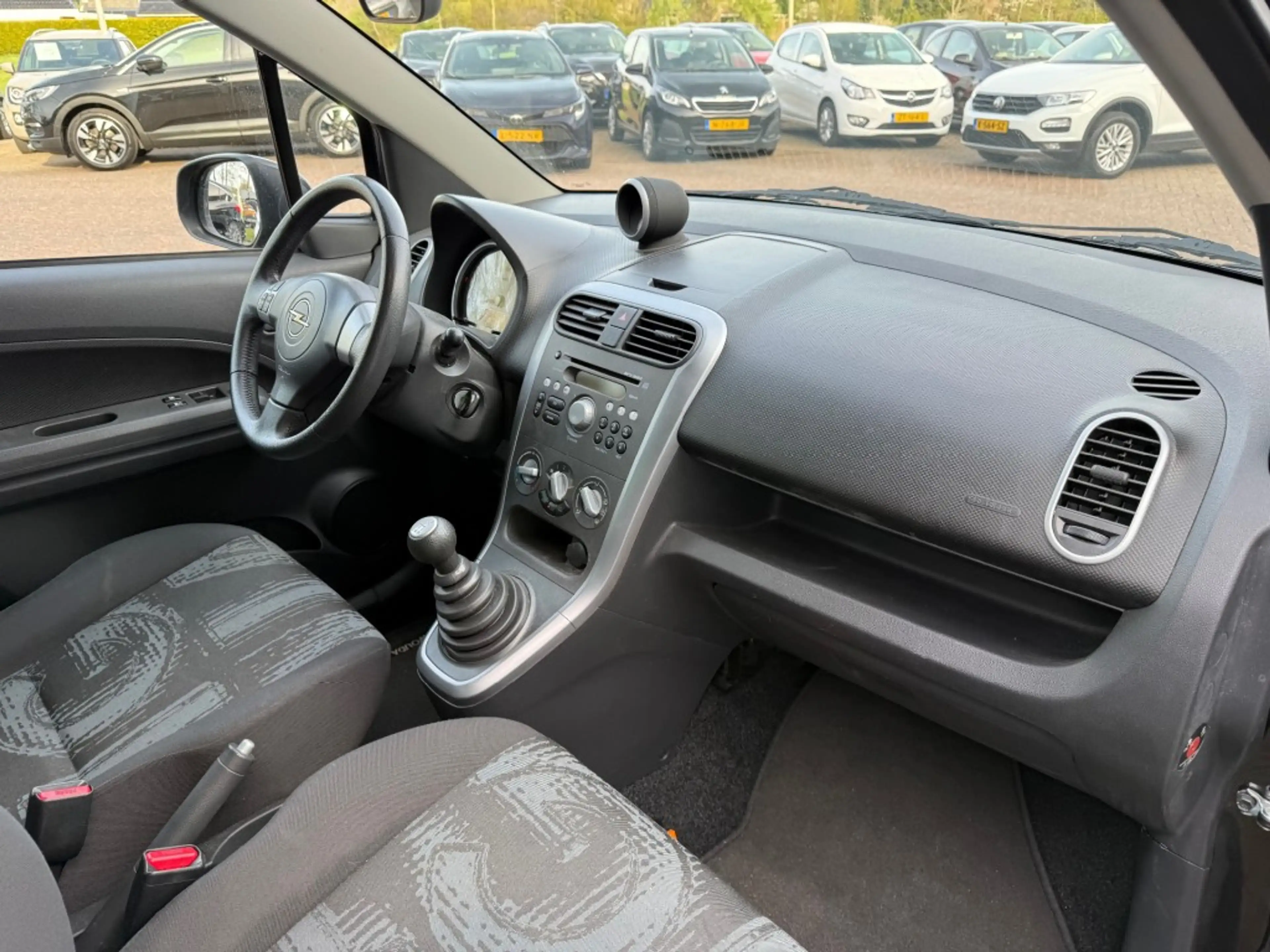 Opel Agila 1.0 EDITION 5-DRS HOGE INSTAP & EEN HOGE ZIT 1E EI — photo 16