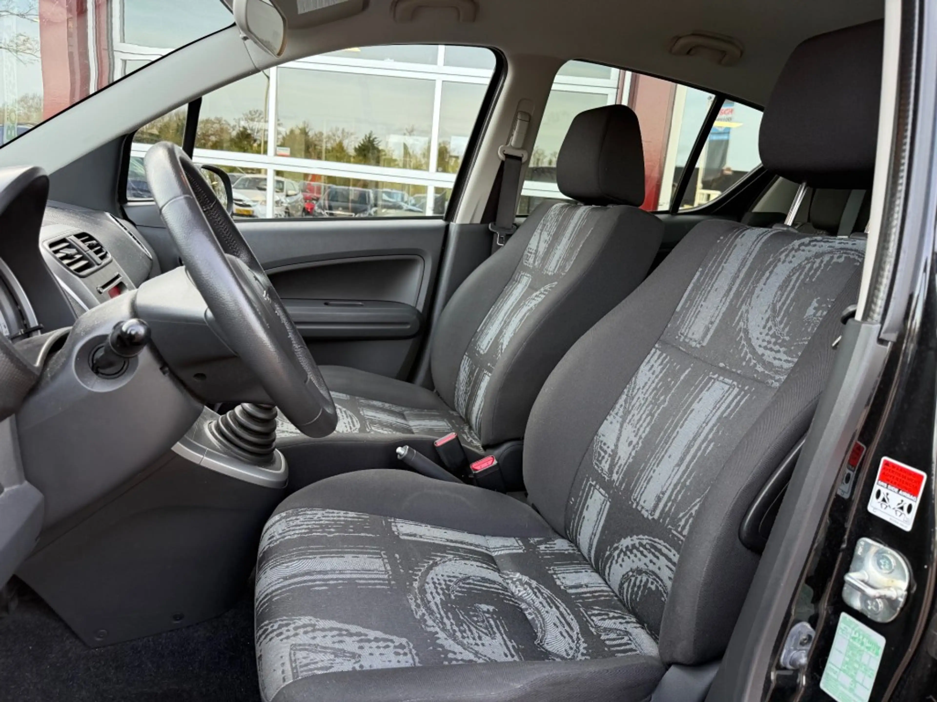 Opel Agila 1.0 EDITION 5-DRS HOGE INSTAP & EEN HOGE ZIT 1E EI — photo 25
