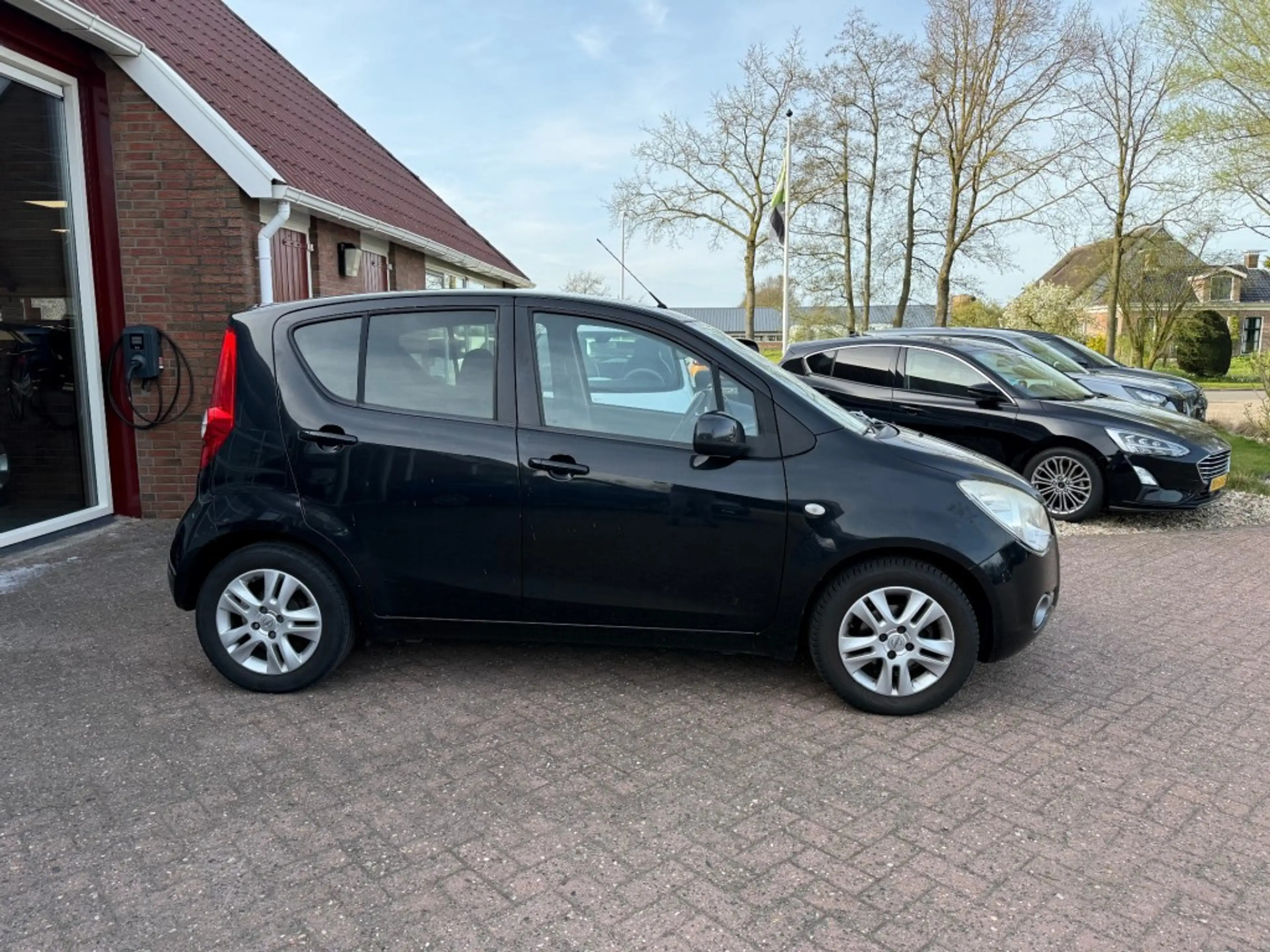 Opel Agila 1.0 EDITION 5-DRS HOGE INSTAP & EEN HOGE ZIT 1E EI — photo 2