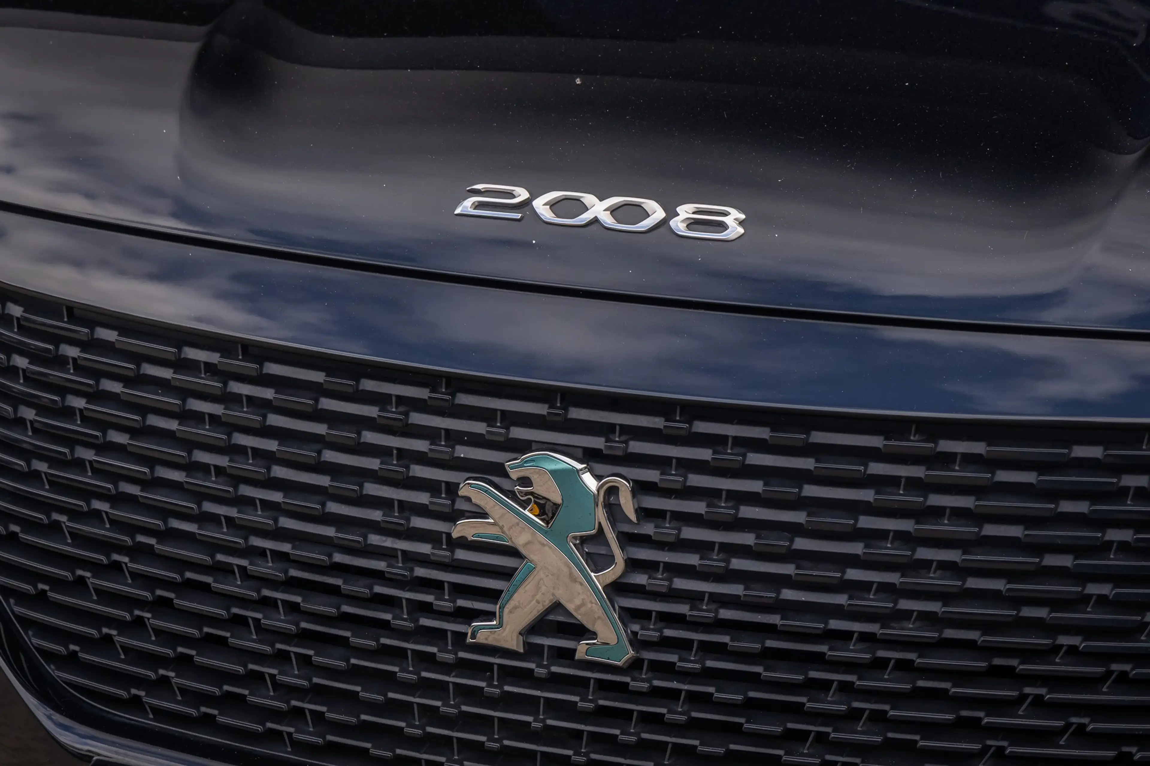 Peugeot e-2008 EV GT Pack 50 kWh | (Elektrisch) panorama-dak | Cr — photo 50