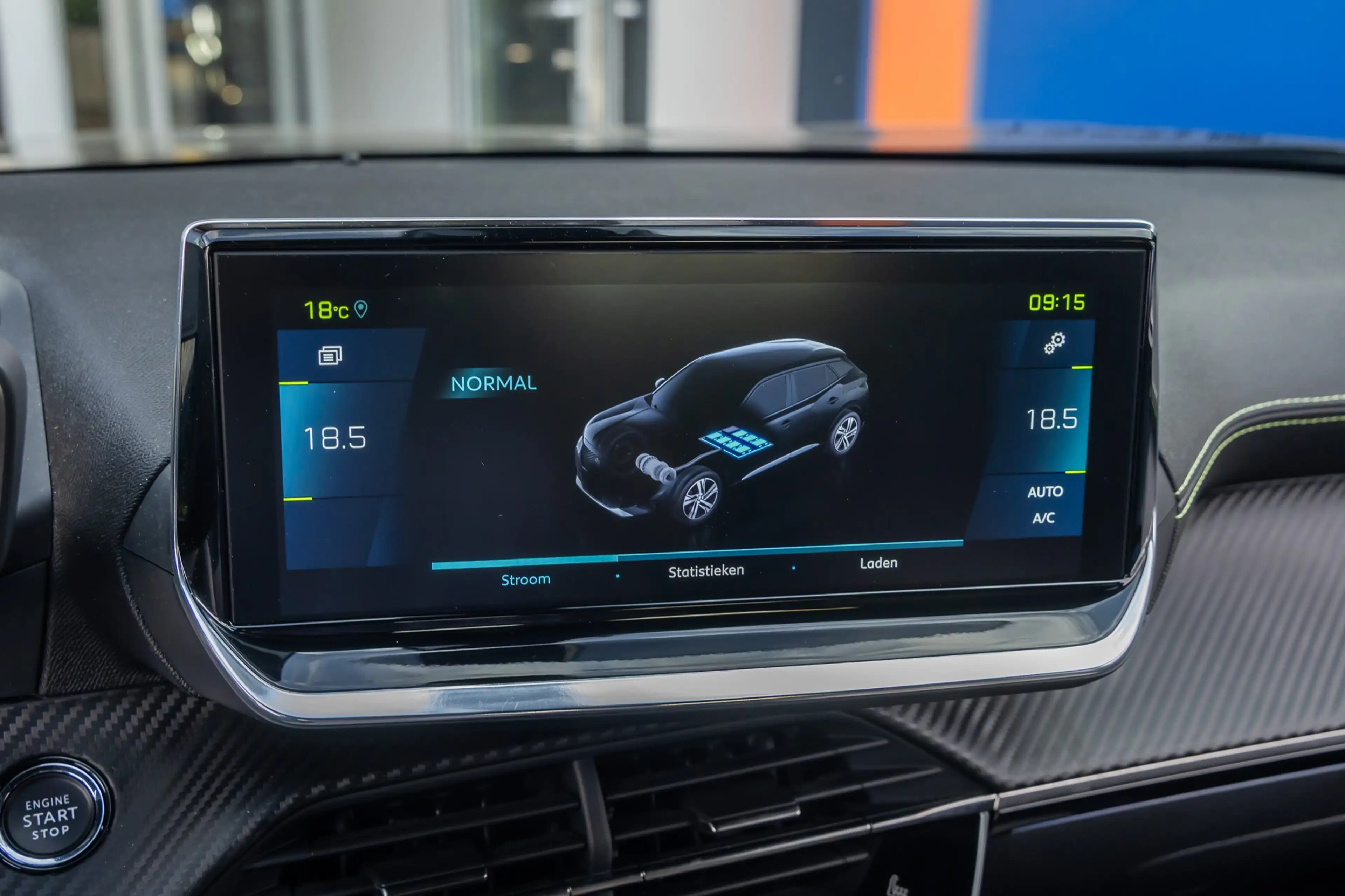 Peugeot e-2008 EV GT Pack 50 kWh | (Elektrisch) panorama-dak | Cr — photo 46