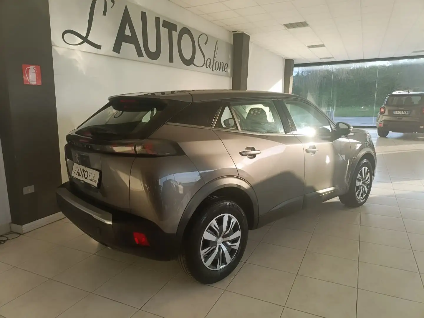 Peugeot 2008 1.2 puretech Active s Gris - 1