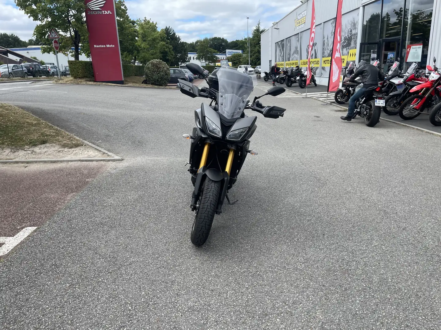 Yamaha MT-09 Gris - 2