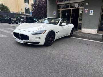 4.7 V8-Full Optional