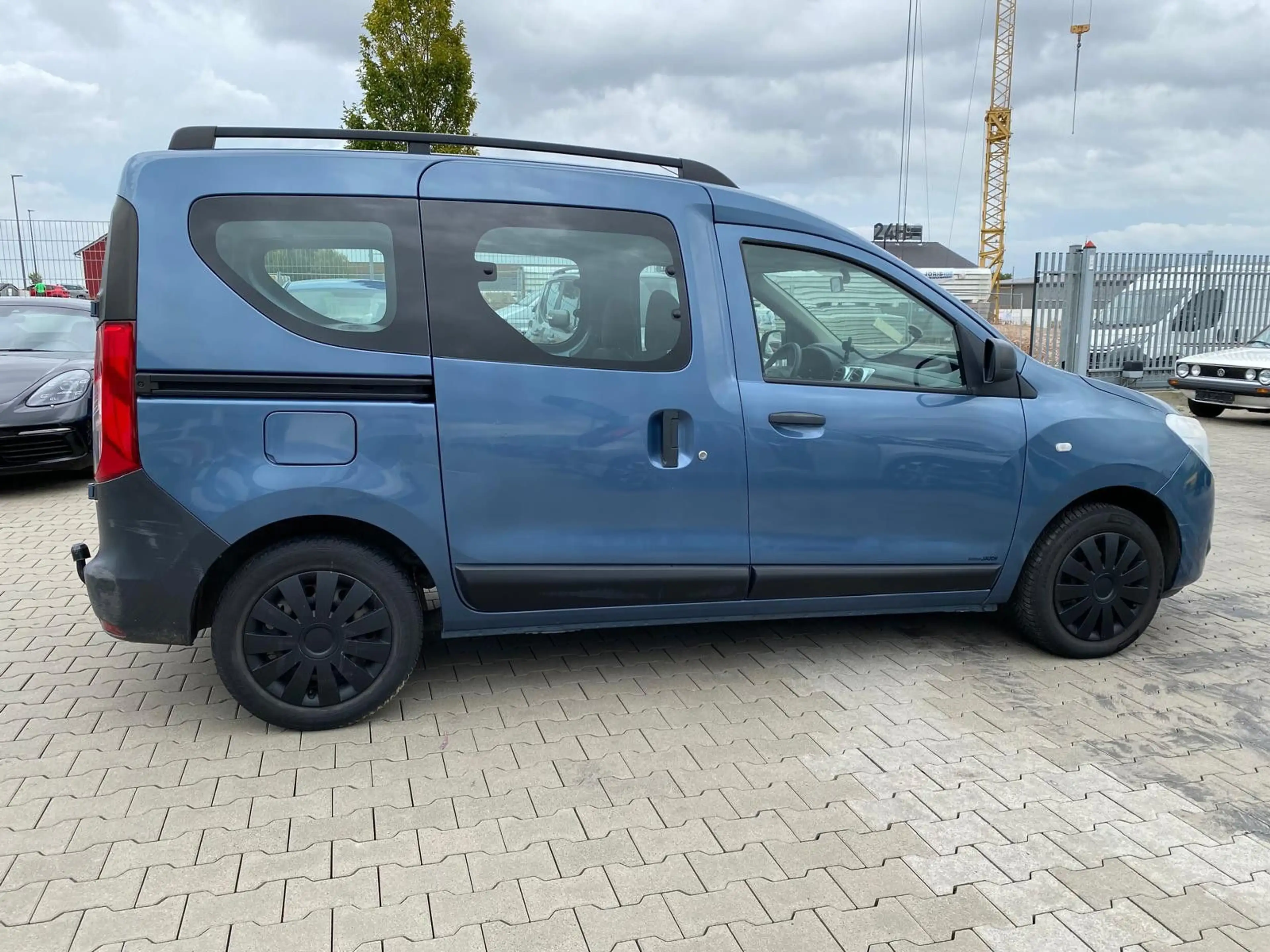 Dacia Dokker Ambiance/AHK/TÜV 07/2028 — photo 5