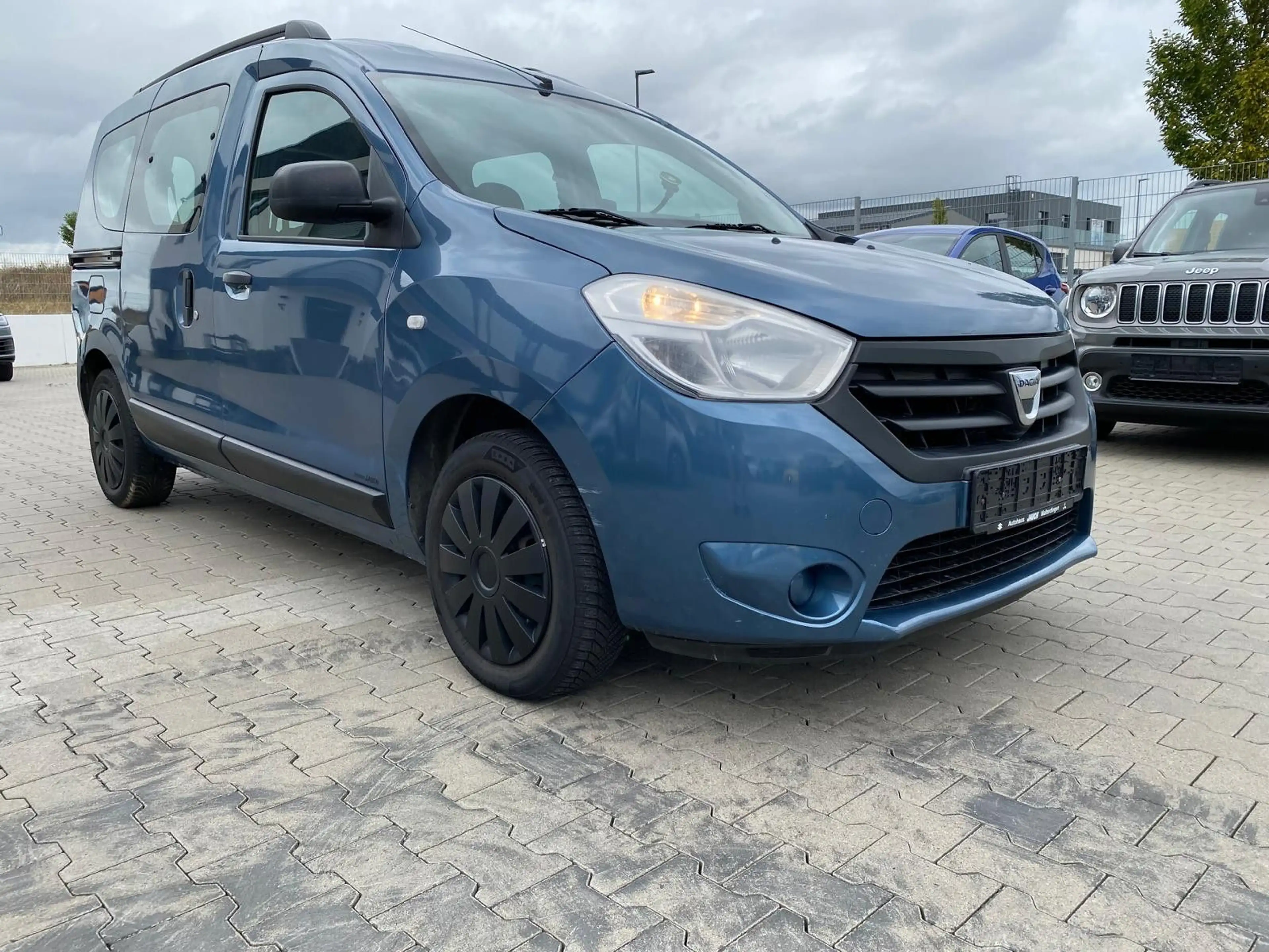 Dacia Dokker Ambiance/AHK/TÜV 07/2028 — photo 4