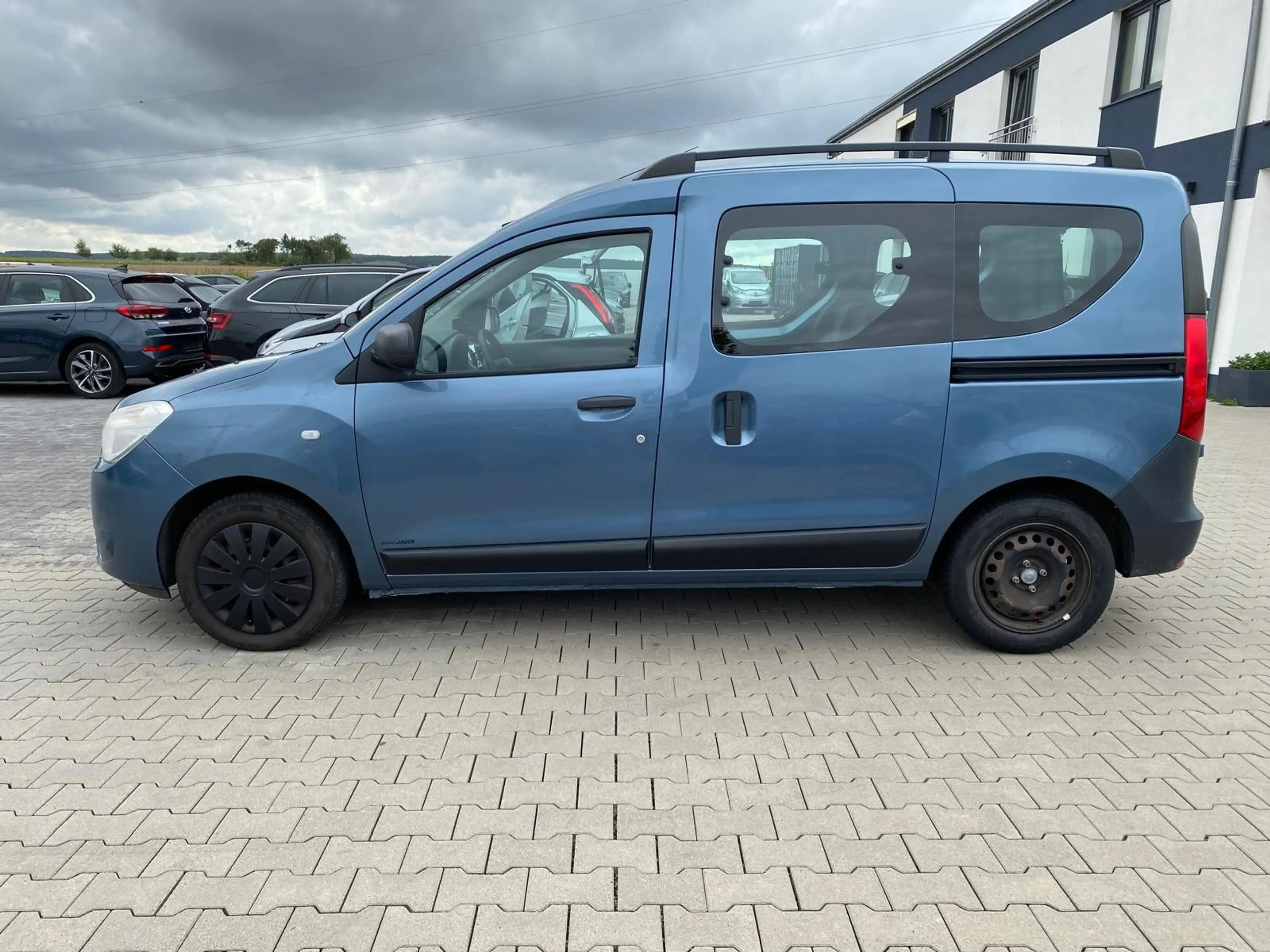 Dacia Dokker Ambiance/AHK/TÜV 07/2028 — photo 8