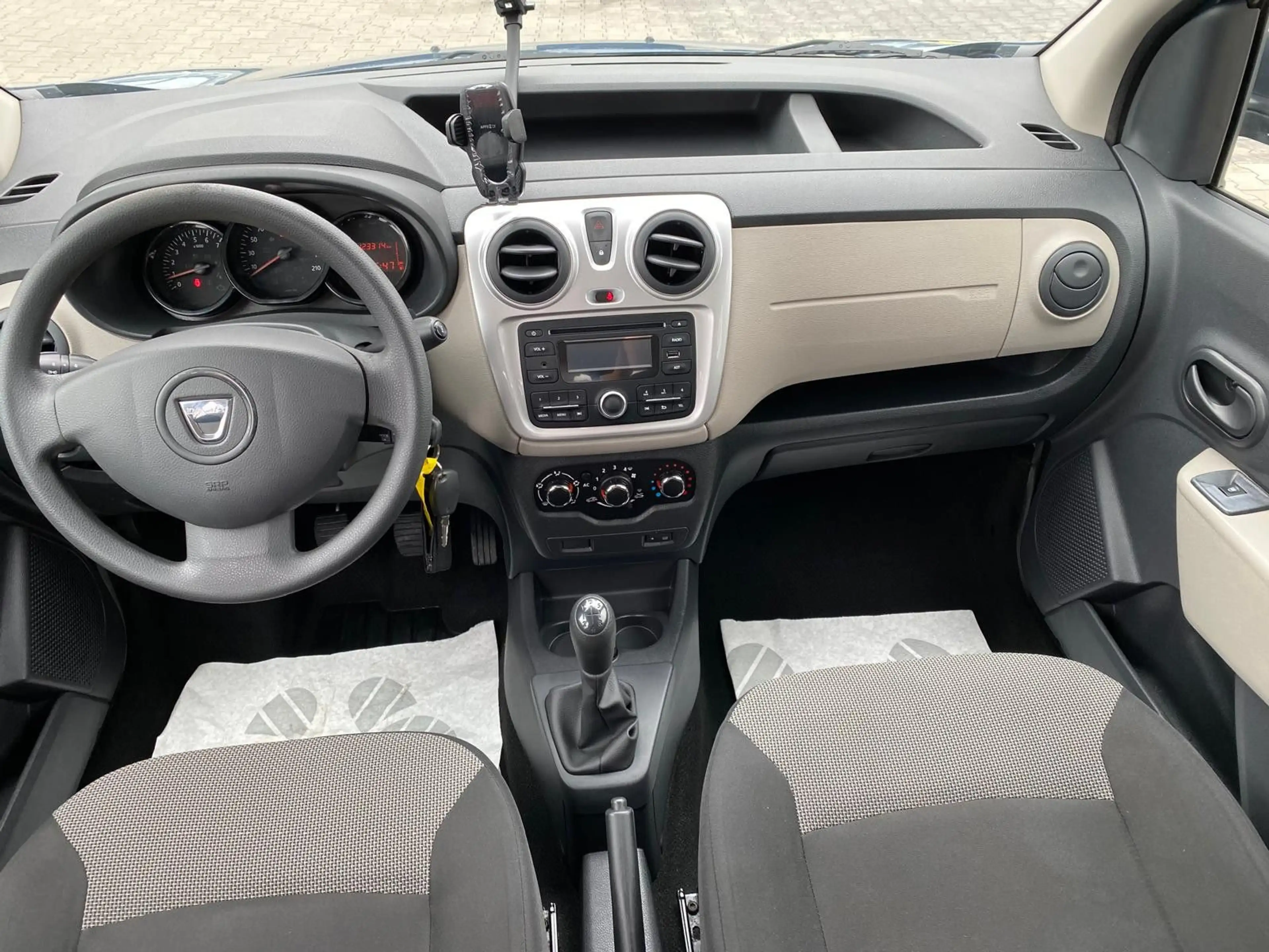 Dacia Dokker Ambiance/AHK/TÜV 07/2028 — photo 2