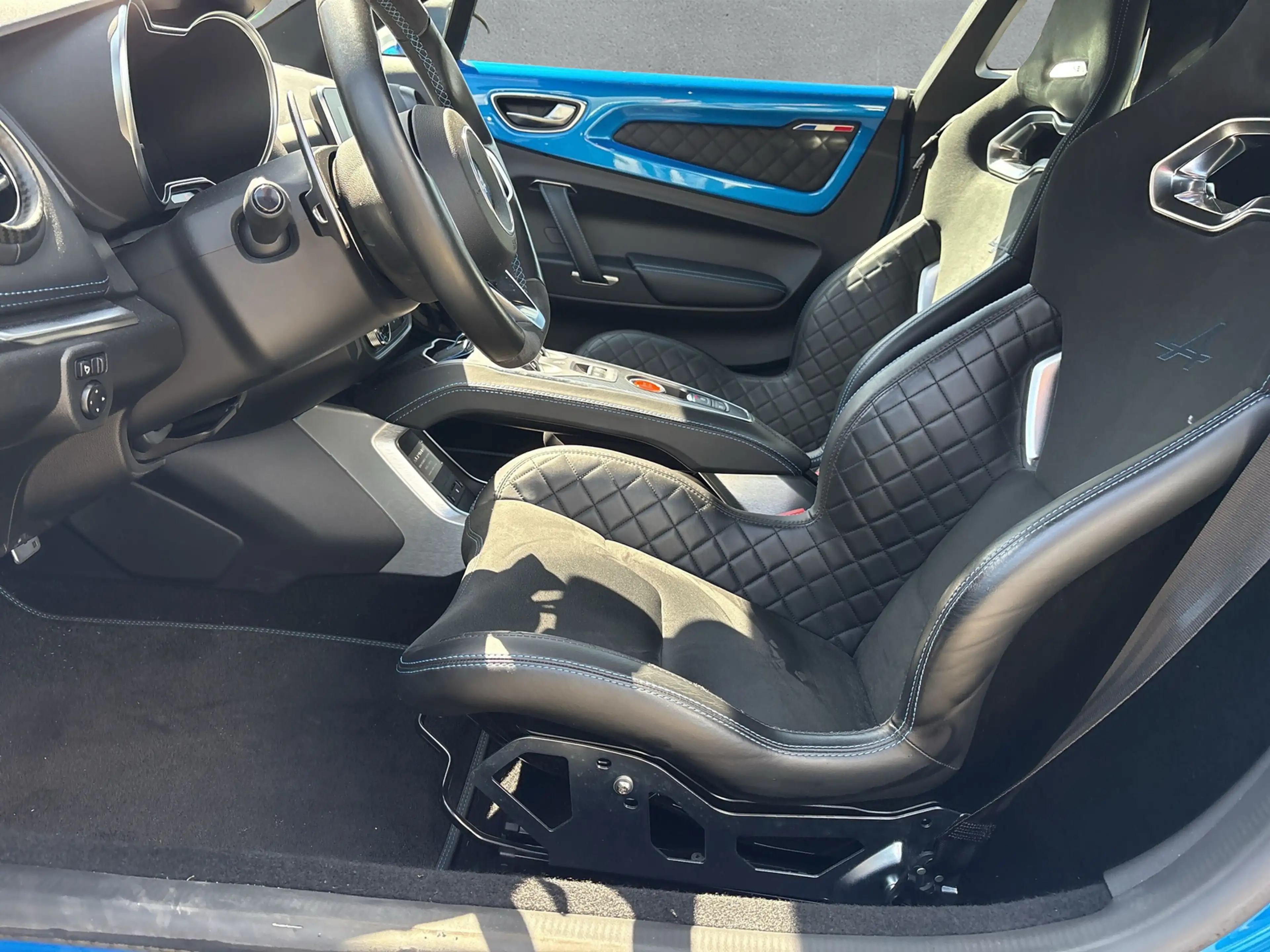 Alpine A110 A 110  1.8 TCe 252 EU6 Première Édition — photo 11