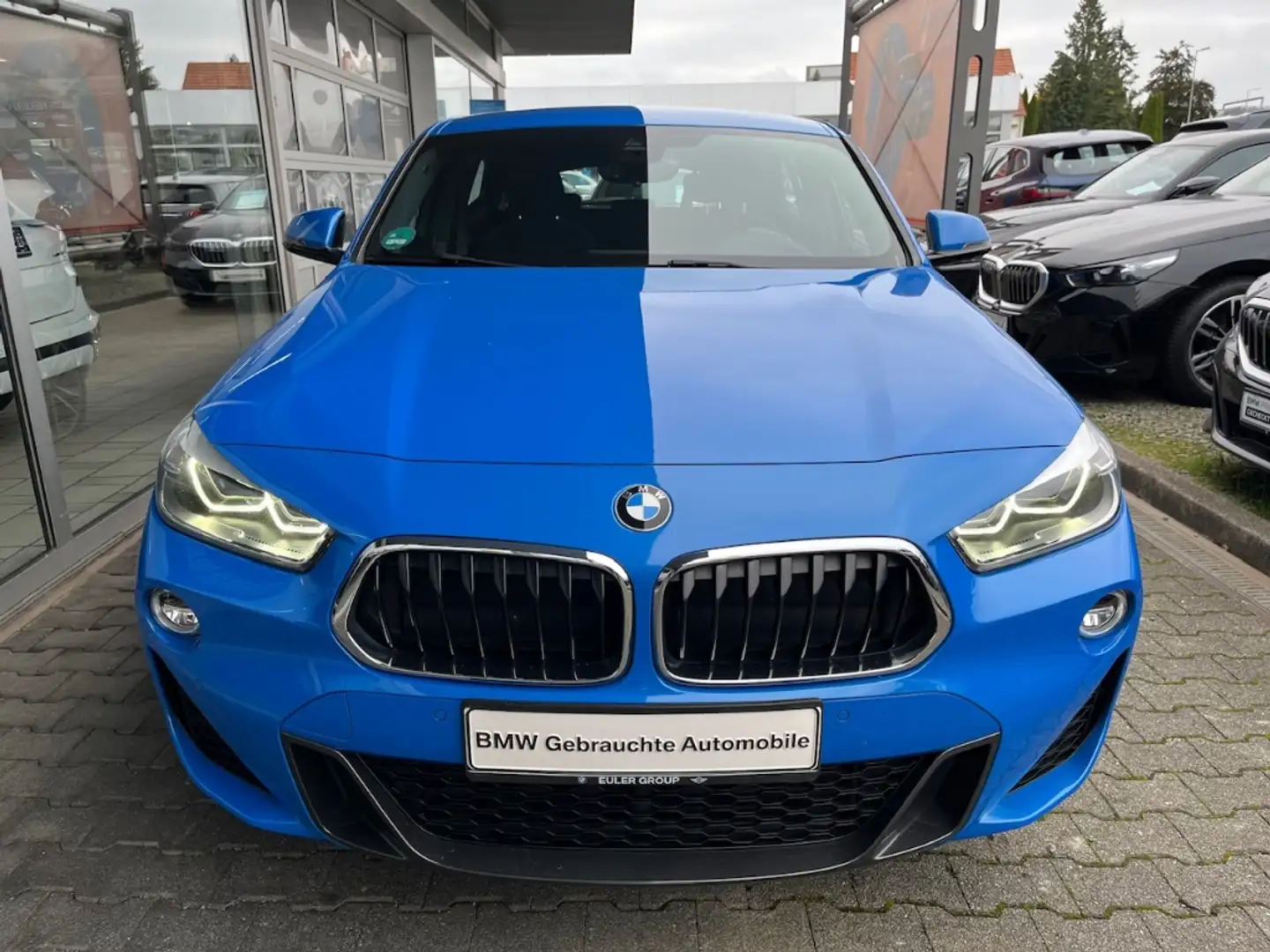 BMW X2 xDrive 20dA M-Sport Sportpaket HUD Navi LED El. He Blau - 2