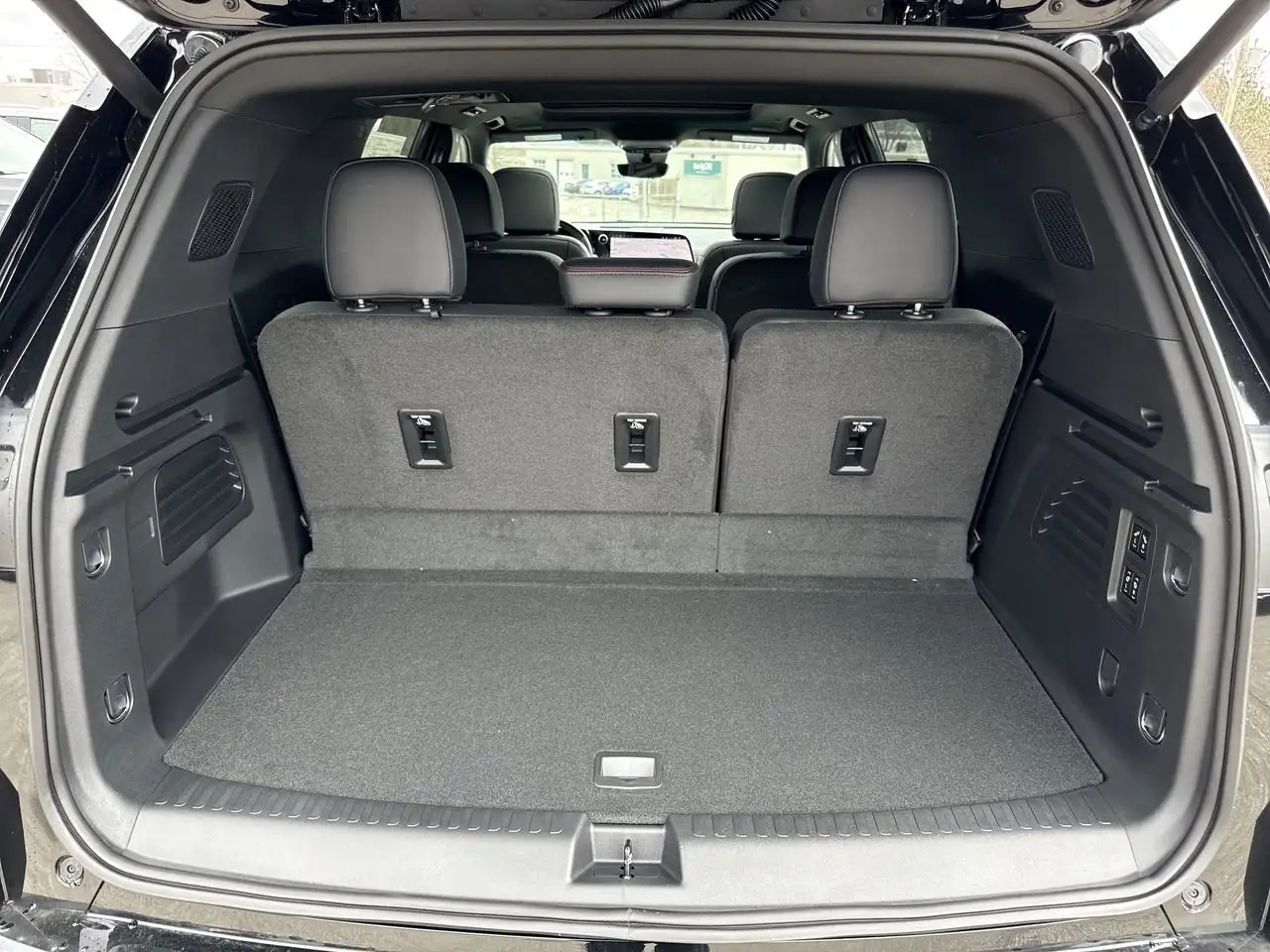 Chevrolet Traverse снимка Chevrolet Traverse