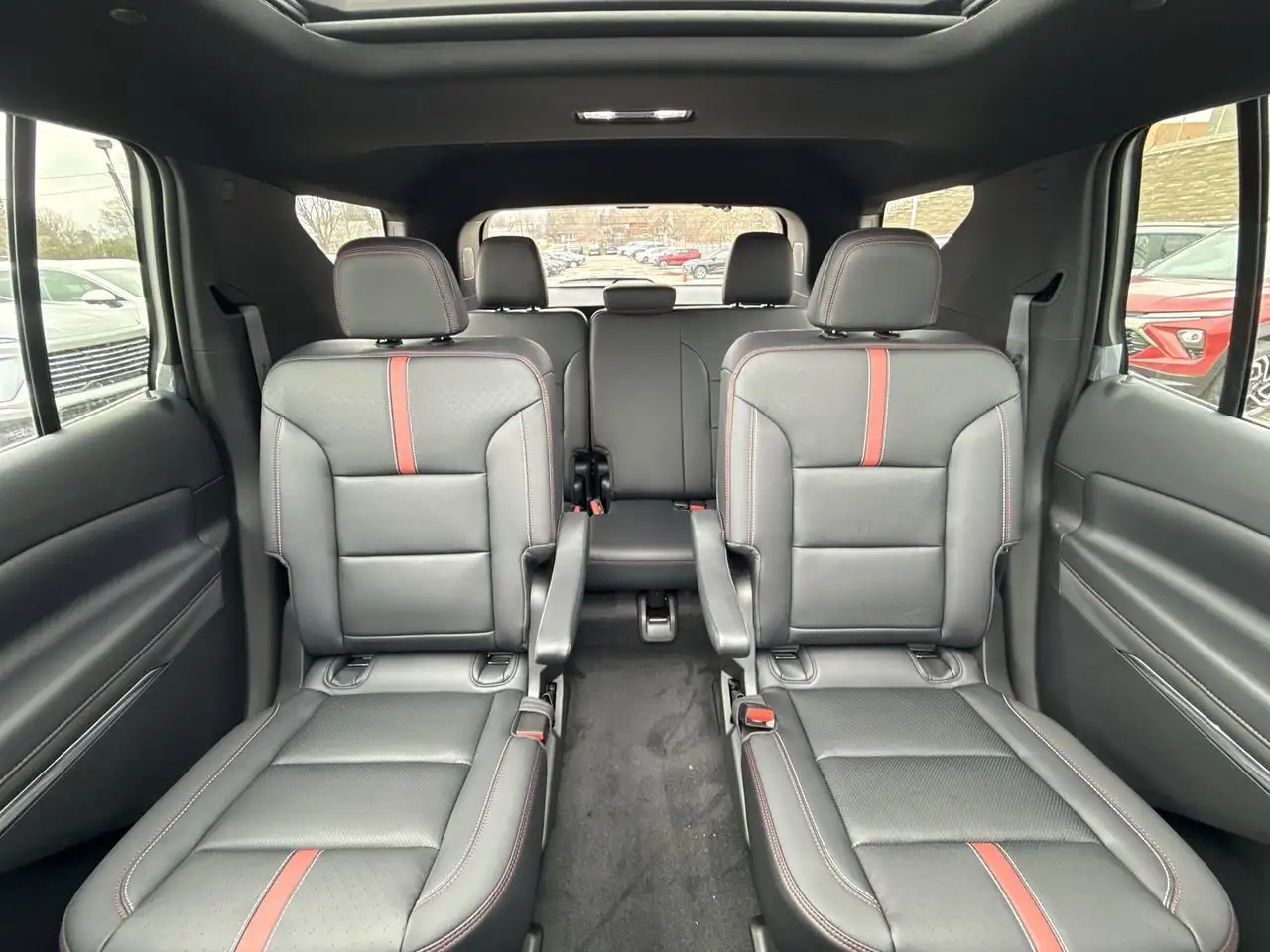Chevrolet Traverse снимка Chevrolet Traverse