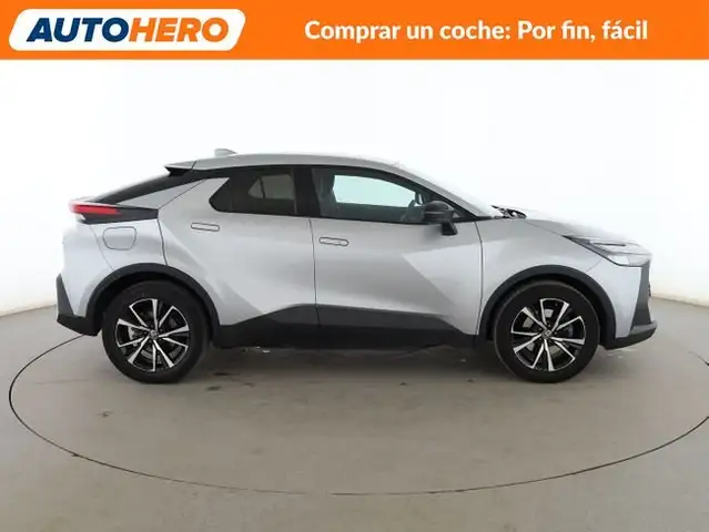Toyota C-HR view 7