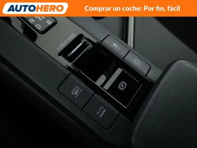 Toyota C-HR view 30