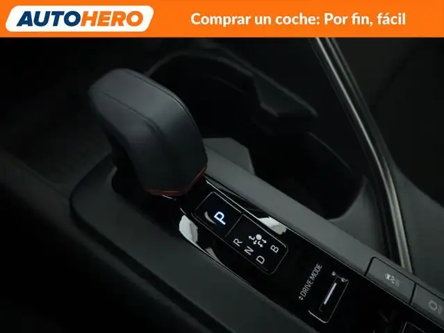 Toyota C-HR view 27