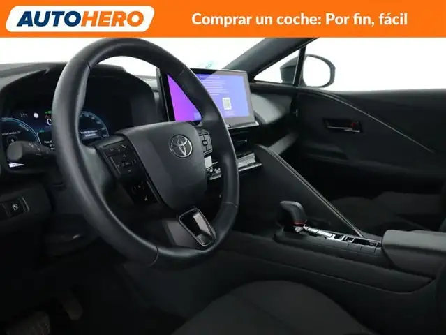 Toyota C-HR view 12