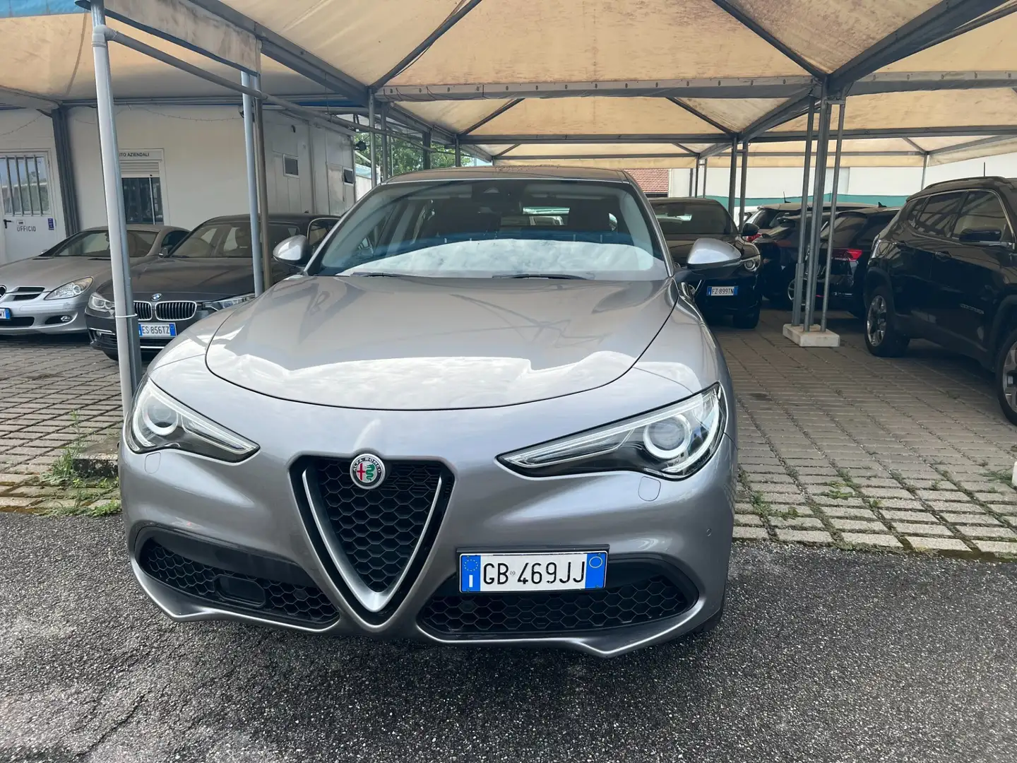 Alfa Romeo Stelvio 2.2 Turbodiesel 160 CV AT8 RWD Super N1 Grigio - 2
