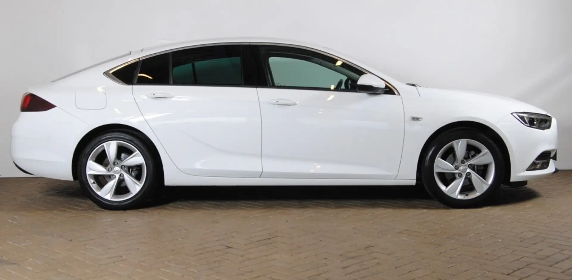 Opel Insignia Grand Sport 1.5 T Innovation Blanco - 2