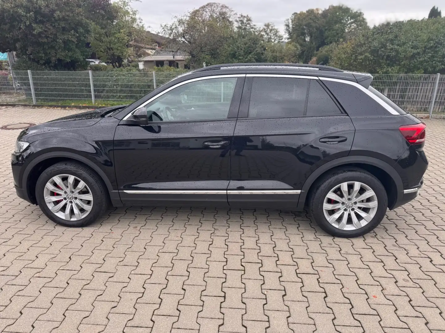 Volkswagen T-Roc Sport 4Motion 2,0TSI NAVI DSG AHK ACC Noir - 2