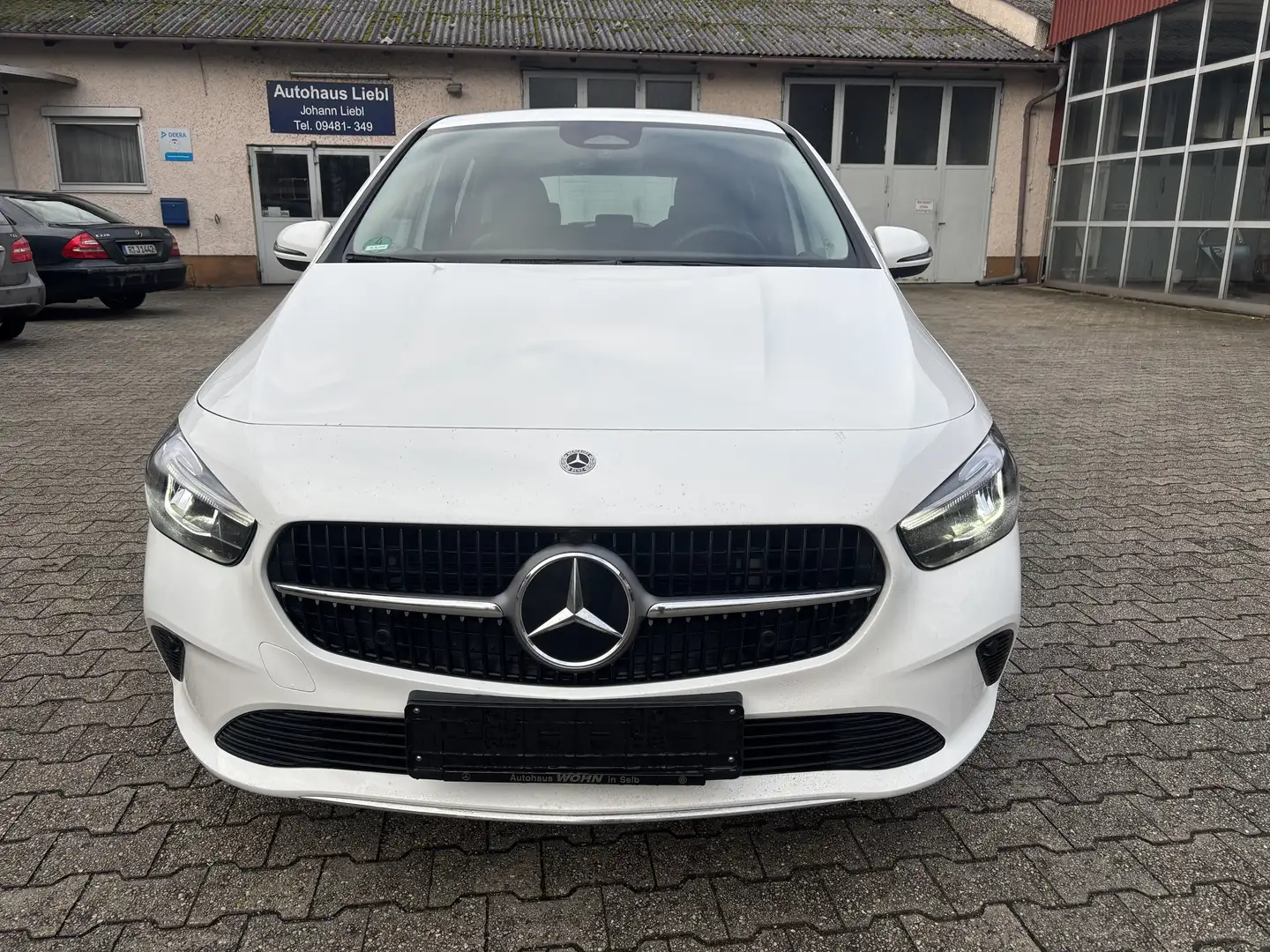 Mercedes-Benz B 200 7G-DCT Progressive Line Advanced Memory-Paket Weiß - 2