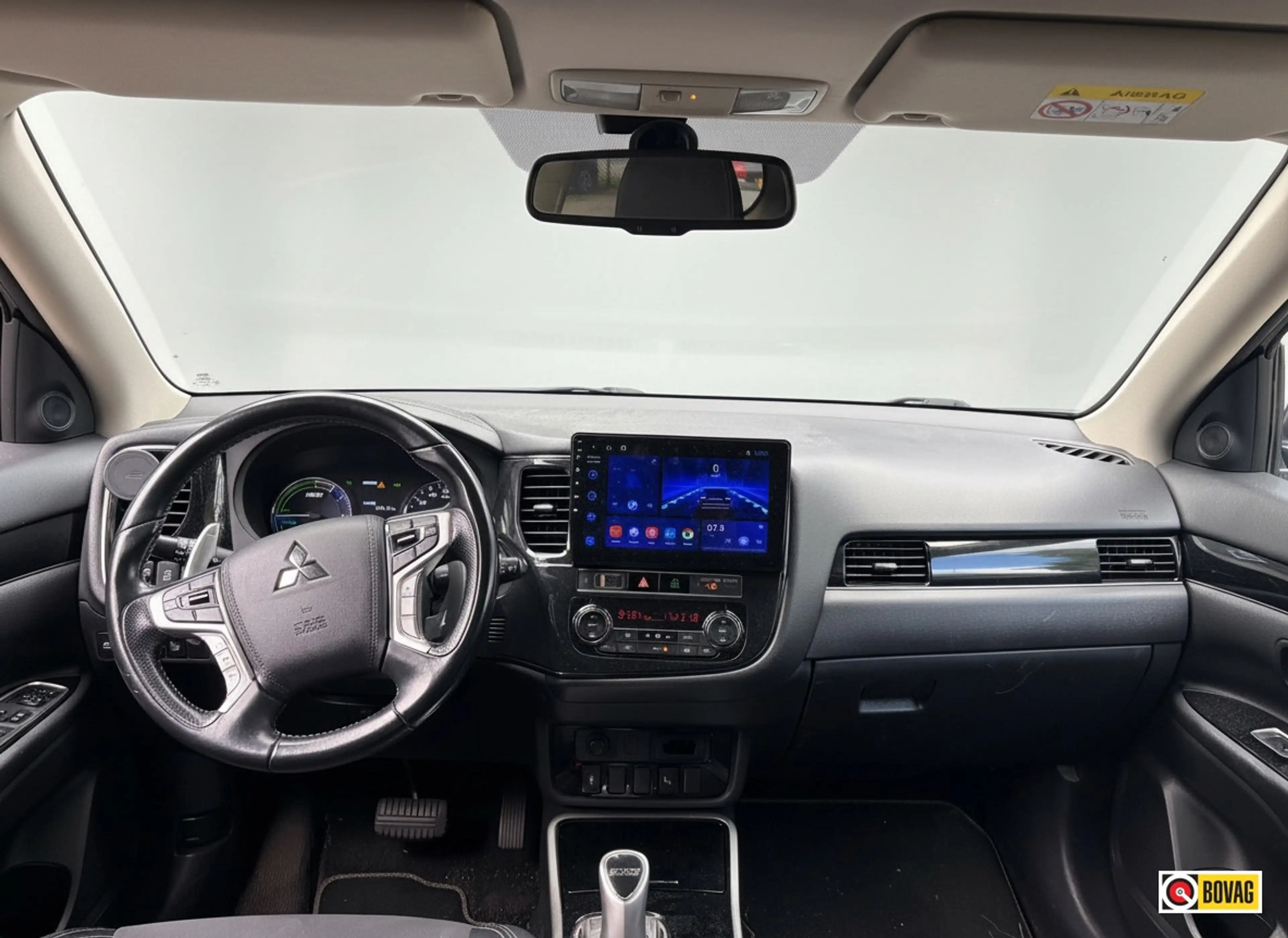 Mitsubishi Outlander 2.4 PHEV Pure+ CARPLAY DODEHOEKDETECTIE KEYLESS — photo 13