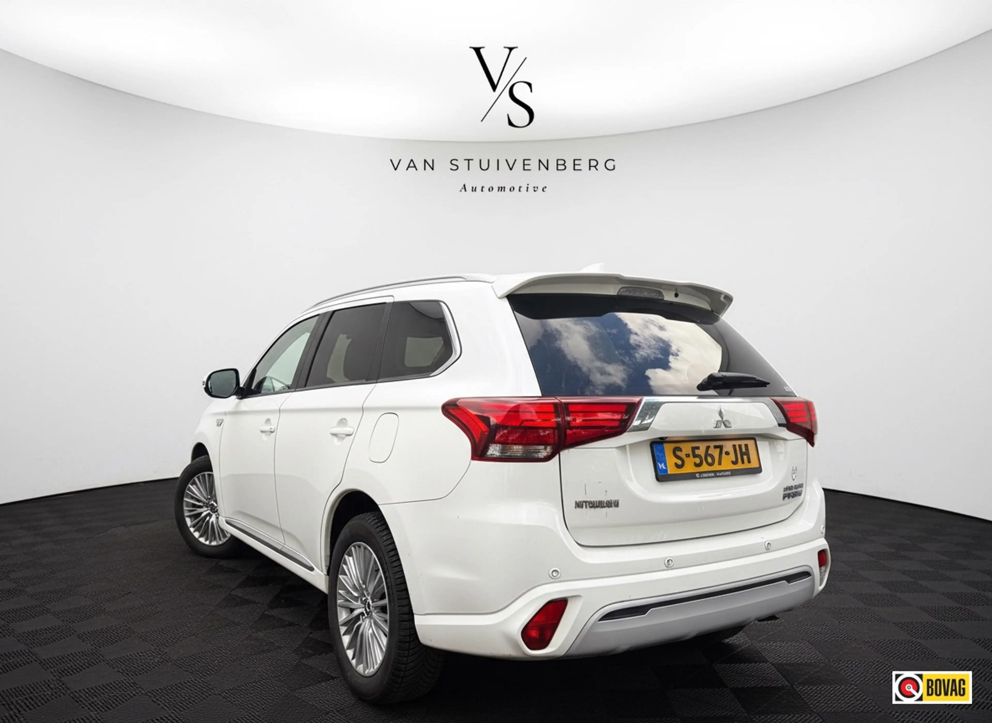 Mitsubishi Outlander 2.4 PHEV Pure+ CARPLAY DODEHOEKDETECTIE KEYLESS — photo 5