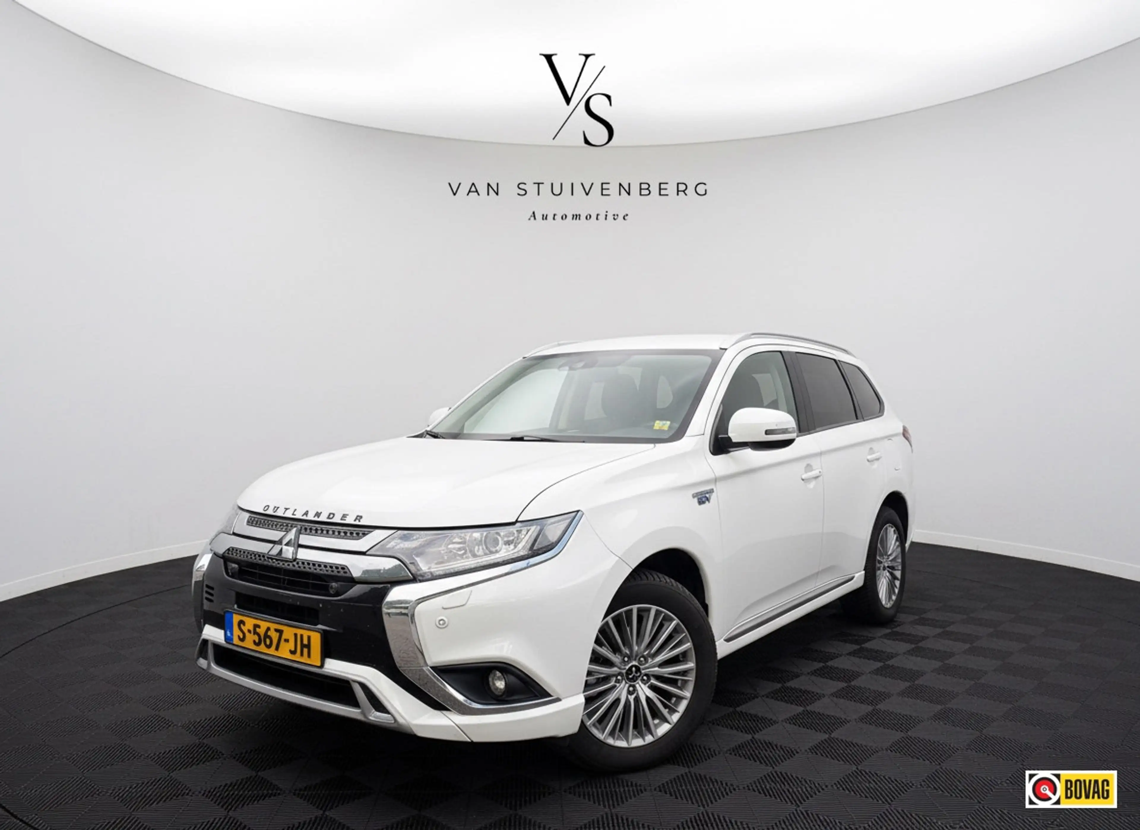 Mitsubishi Outlander 2.4 PHEV Pure+ CARPLAY DODEHOEKDETECTIE KEYLESS — photo 4