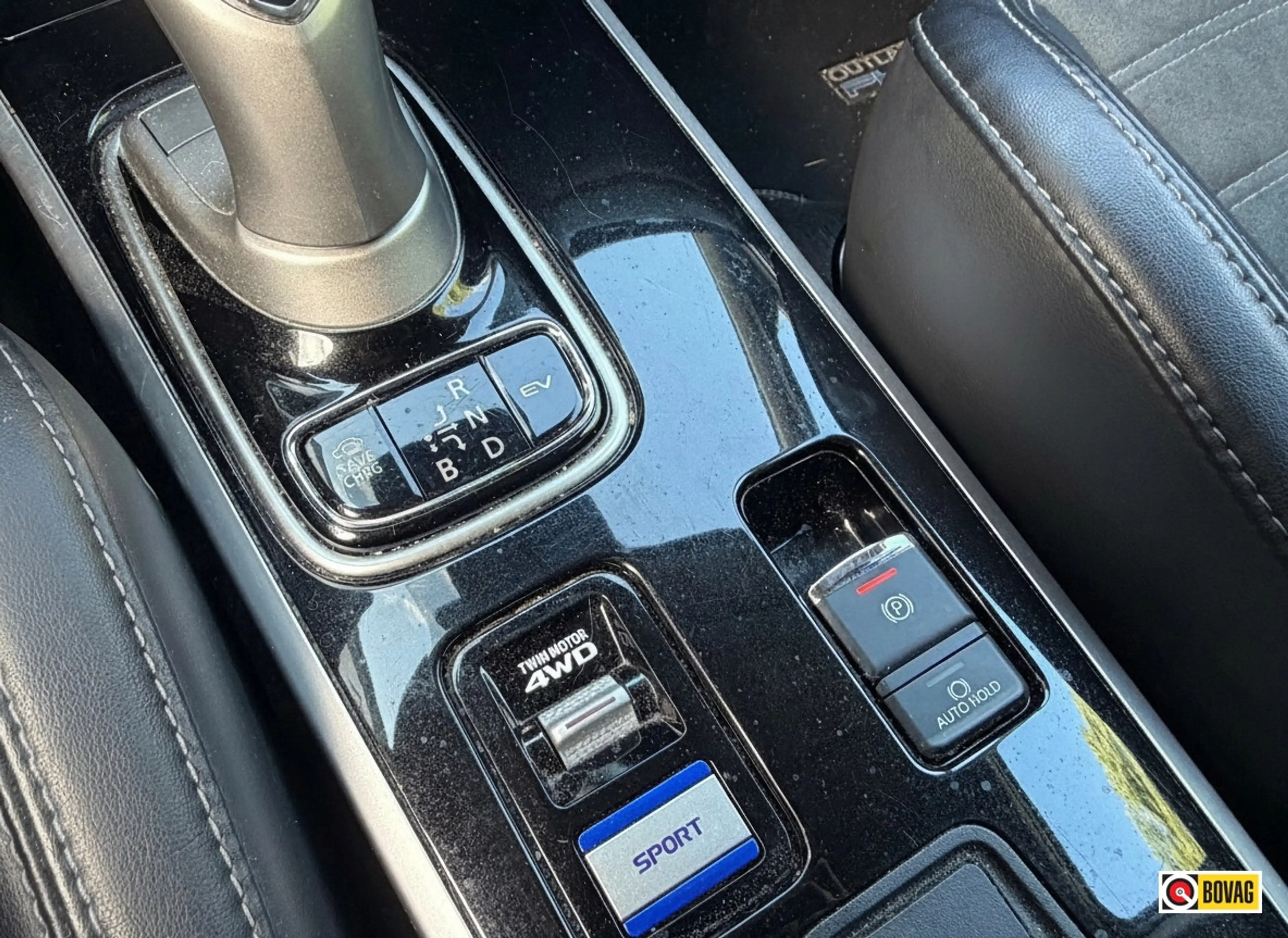 Mitsubishi Outlander 2.4 PHEV Pure+ CARPLAY DODEHOEKDETECTIE KEYLESS — photo 26