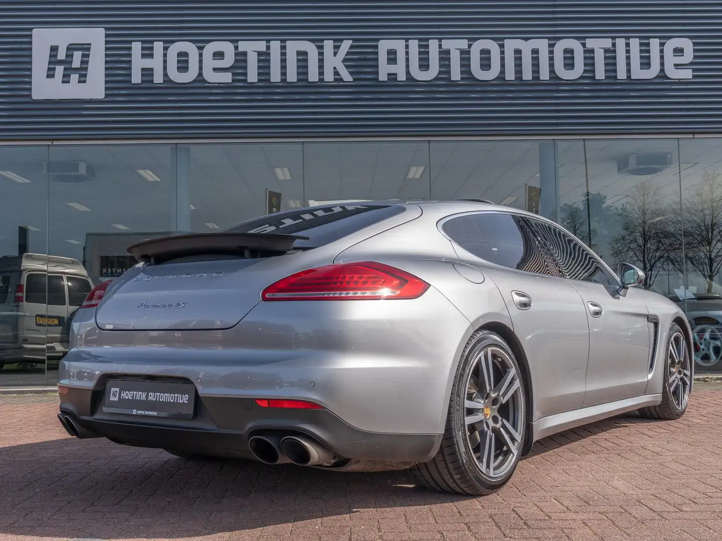 Porsche Panamera 3.0 4S | 360° Camera | Sportuitlaat | Volledig ond Gris - 2