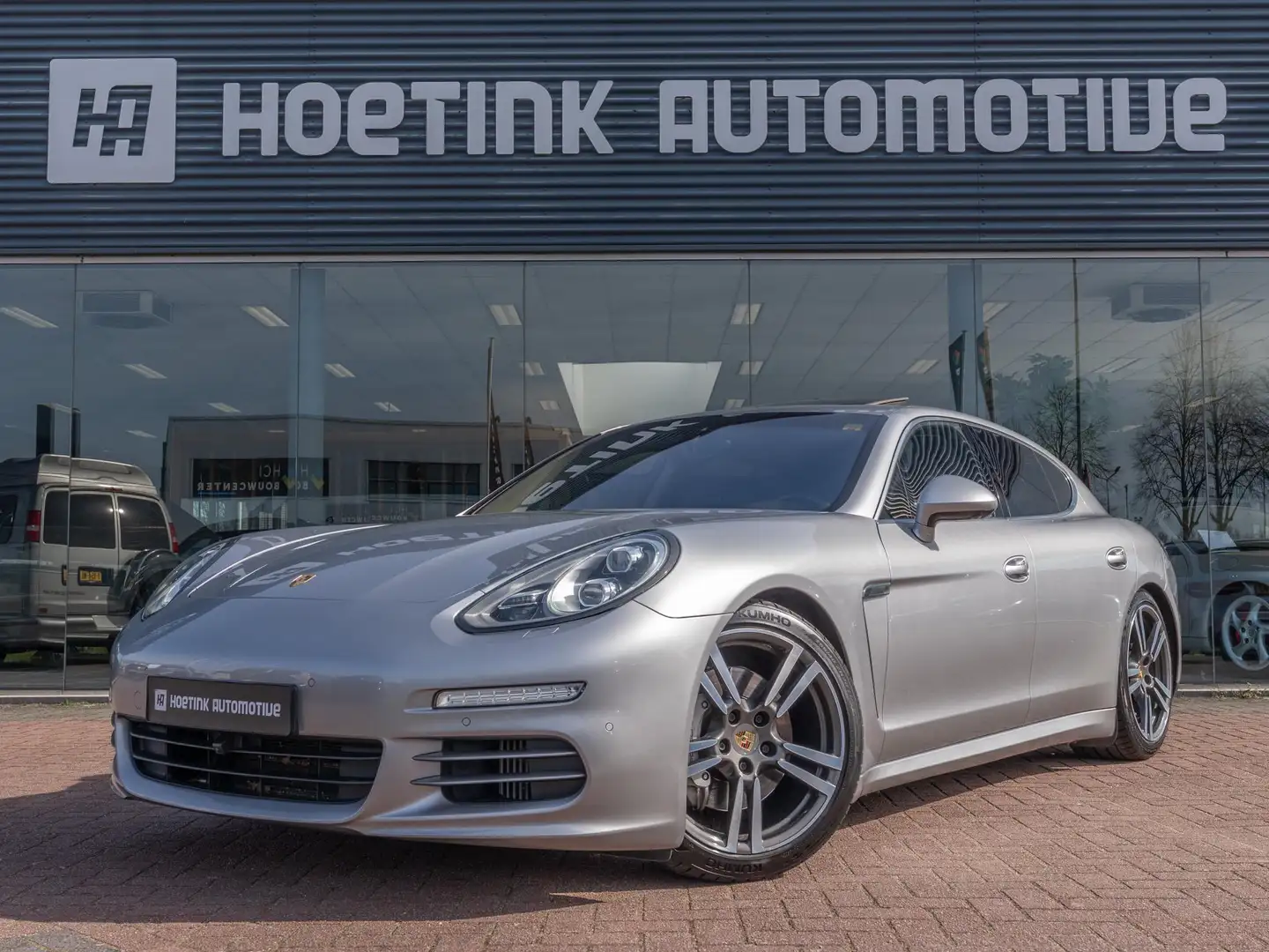 Porsche Panamera 3.0 4S | 360° Camera | Sportuitlaat | Volledig ond Gris - 1