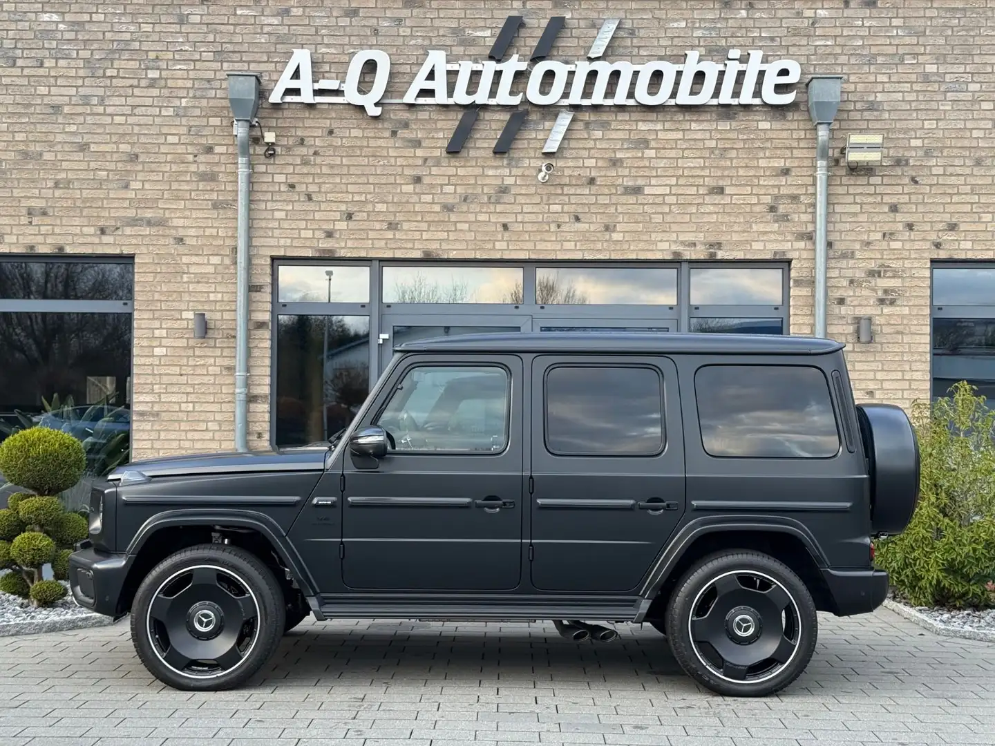 Mercedes-Benz G 63 AMG *Massage*Led*Schiebedach*Matt*Carbon* Schwarz - 2