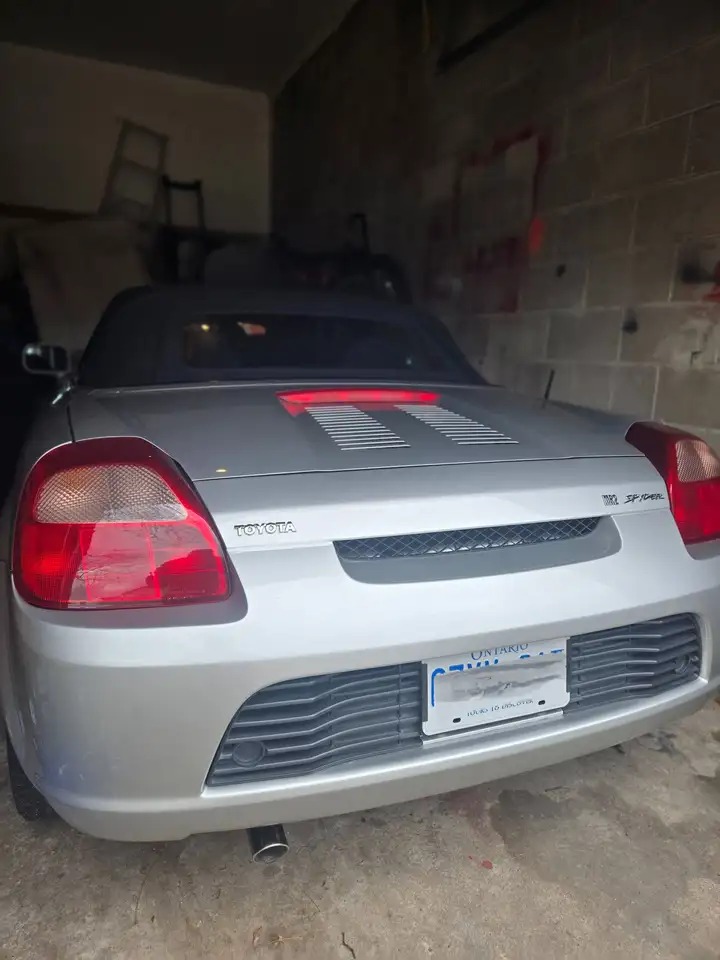 Toyota MR 2 снимка Toyota MR 2